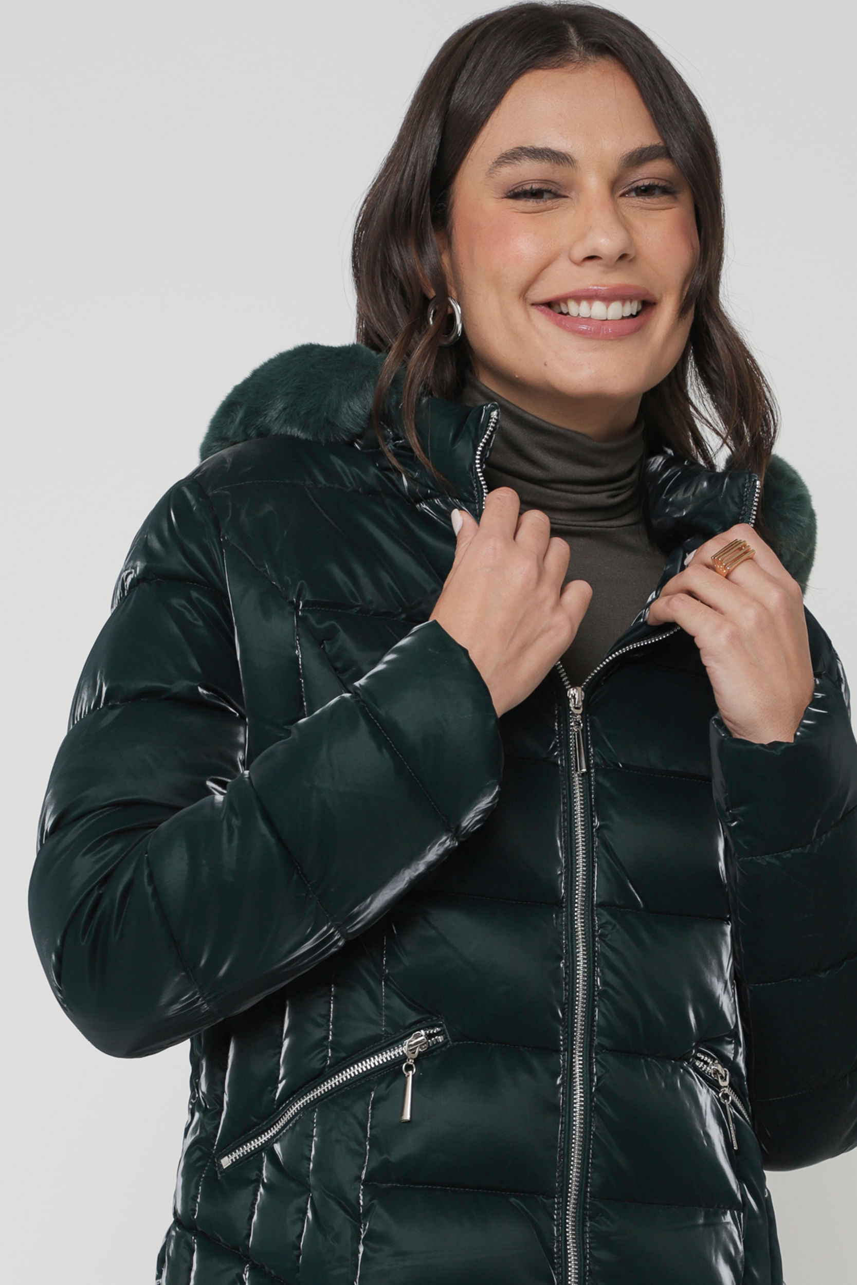 Jaqueta Puffer Acetinado Capuz  VERDE 