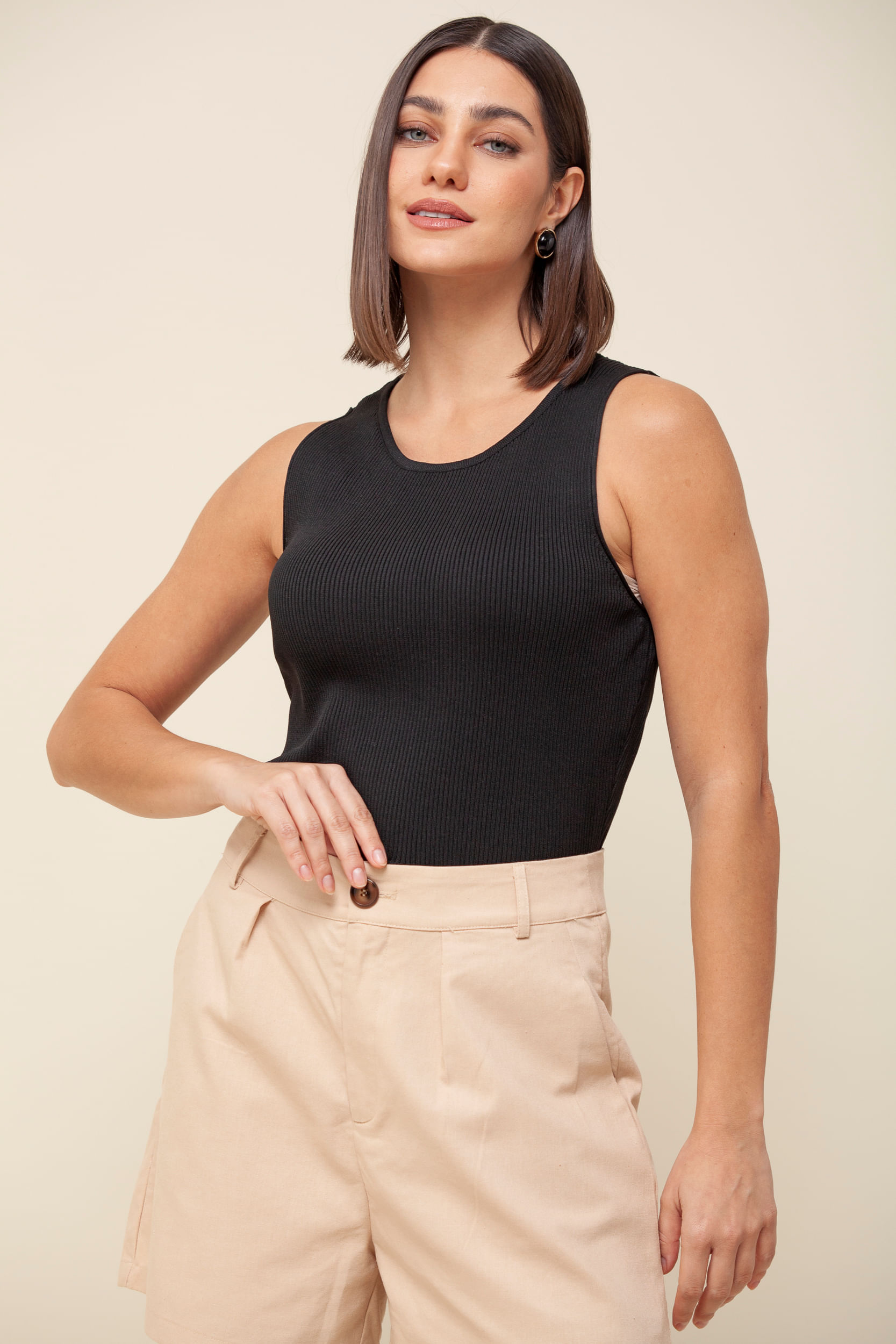 9035337 - Cropped Assimétrico Alça Larga PRETO 9035337 - Cropped Assimétrico Alça Larga PRETO