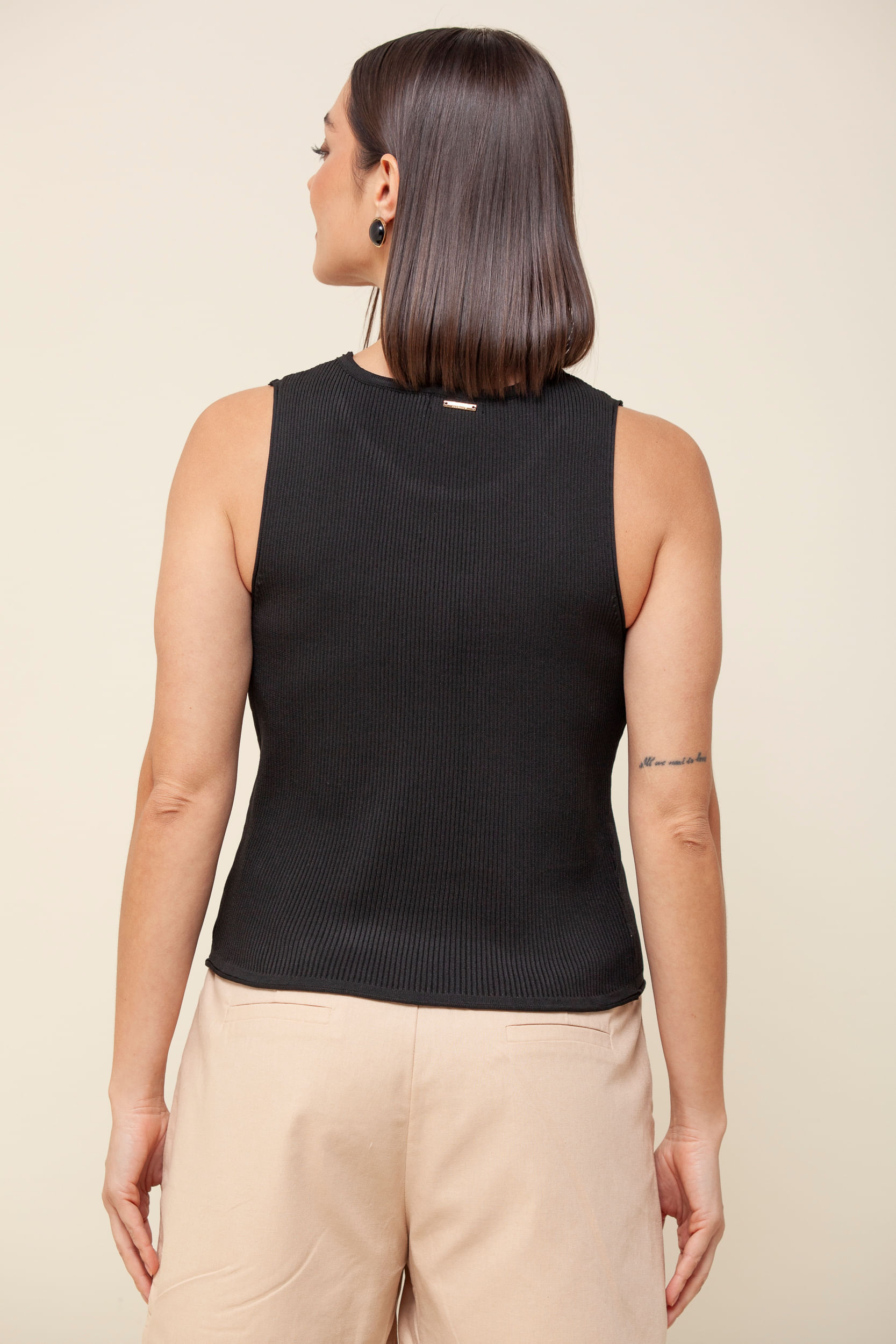 9035337 - Cropped Assimétrico Alça Larga PRETO 9035337 - Cropped Assimétrico Alça Larga PRETO