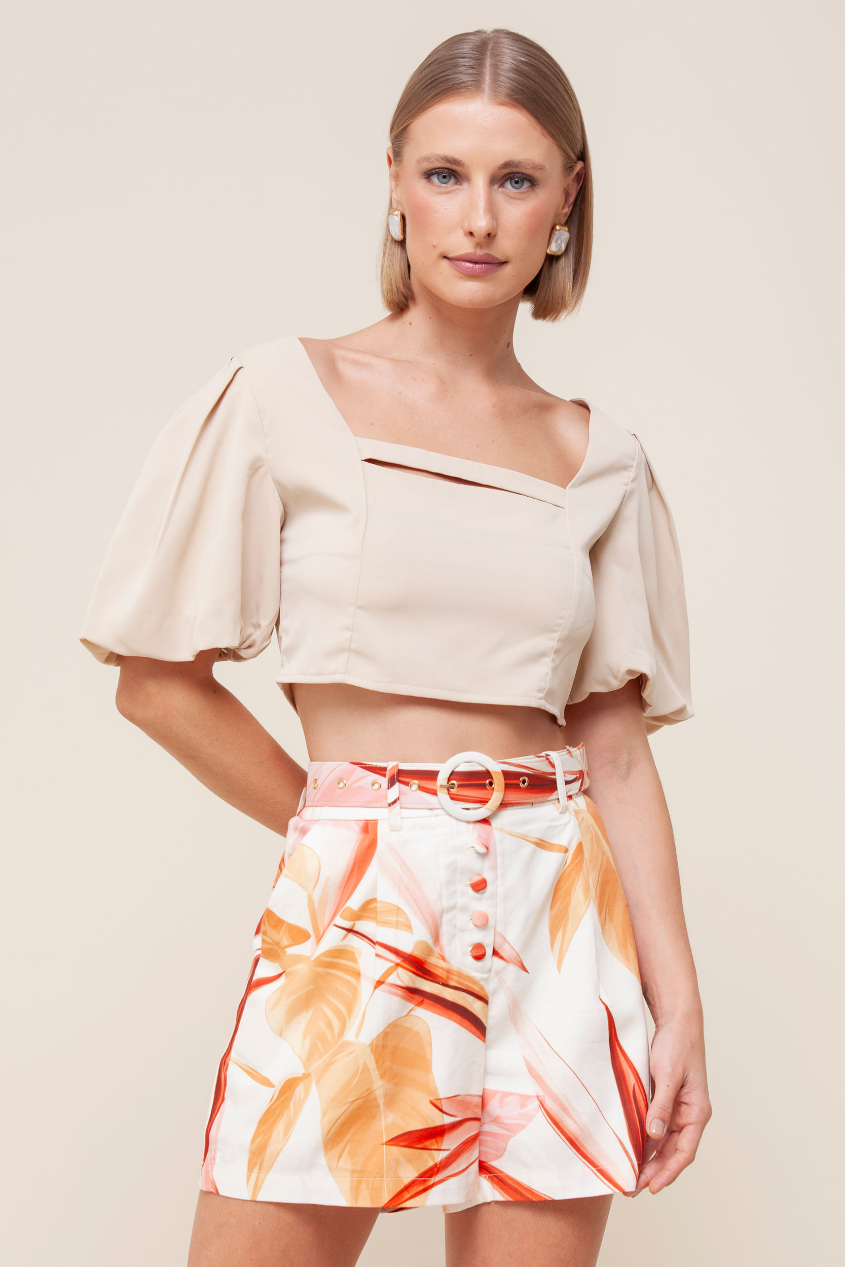 Blusa Cropped Detalhe Busto  AREIA