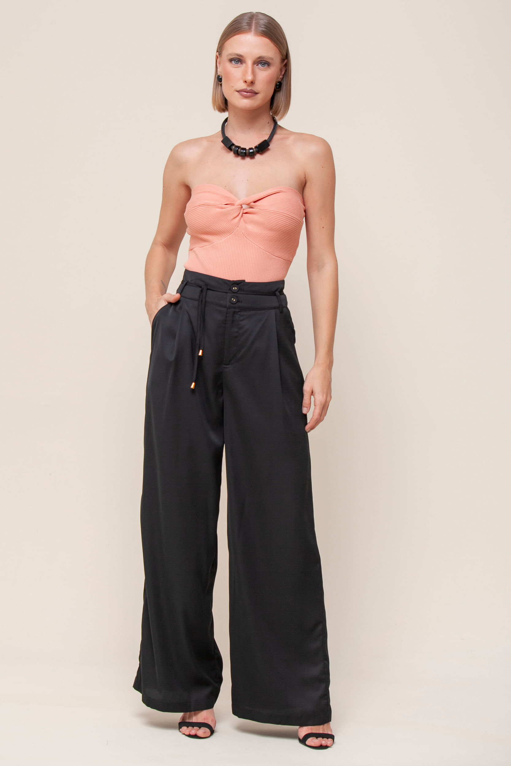 Blusa Sem Alça Decote Torcido Coração CORAL Blusa Sem Alça Decote Torcido Coração CORAL