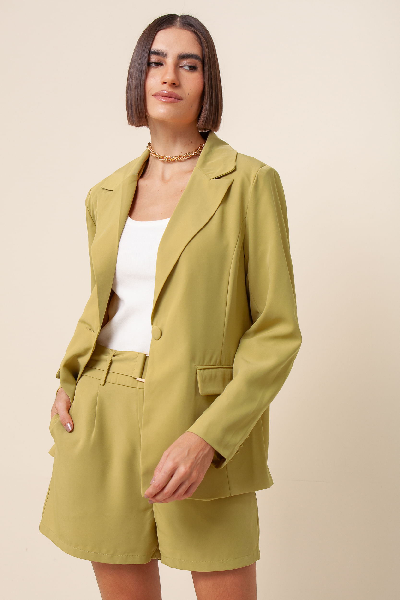 Blazer Alfaiataria Acinturado Bolsos VERDE Blazer Alfaiataria Acinturado Bolsos VERDE