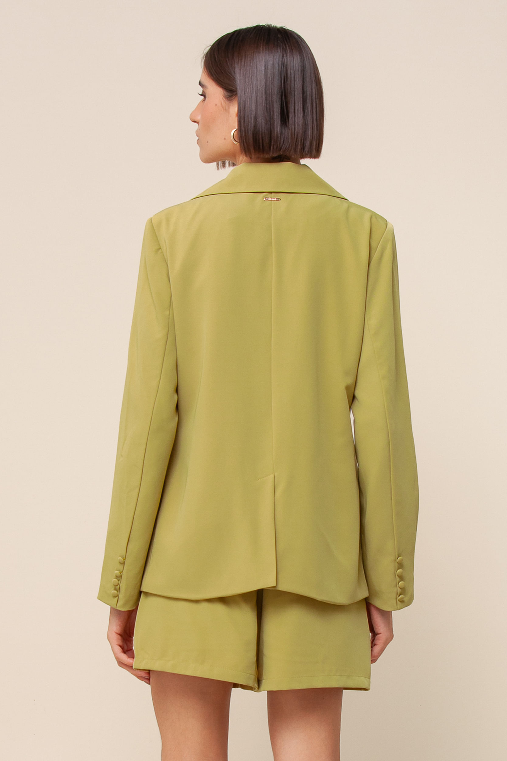 Blazer Alfaiataria Acinturado Bolsos VERDE Blazer Alfaiataria Acinturado Bolsos VERDE