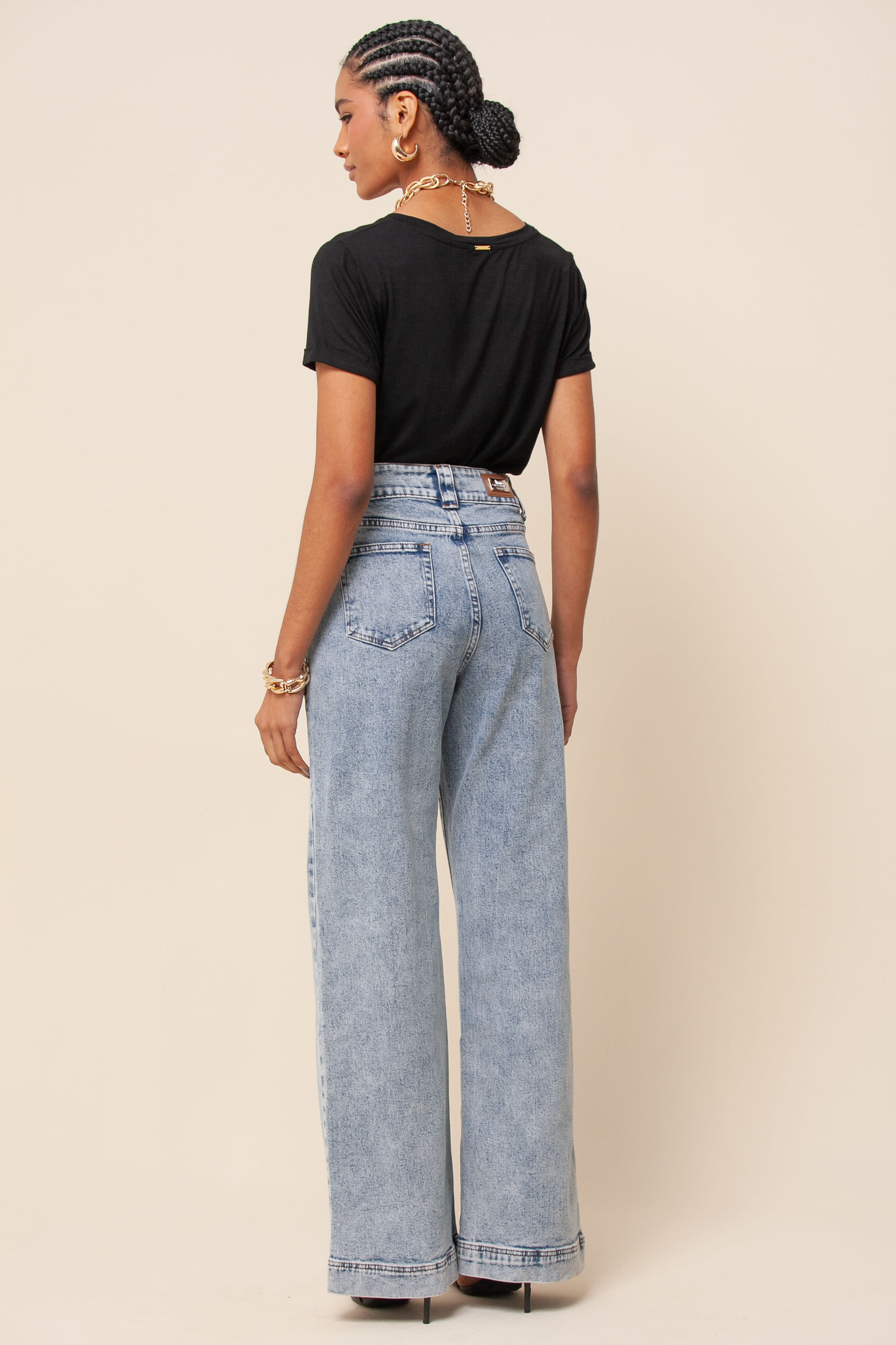 9035549 - Calça Jeans Reta Bolsos AZUL CLARO 9035549 - Calça Jeans Reta Bolsos AZUL CLARO