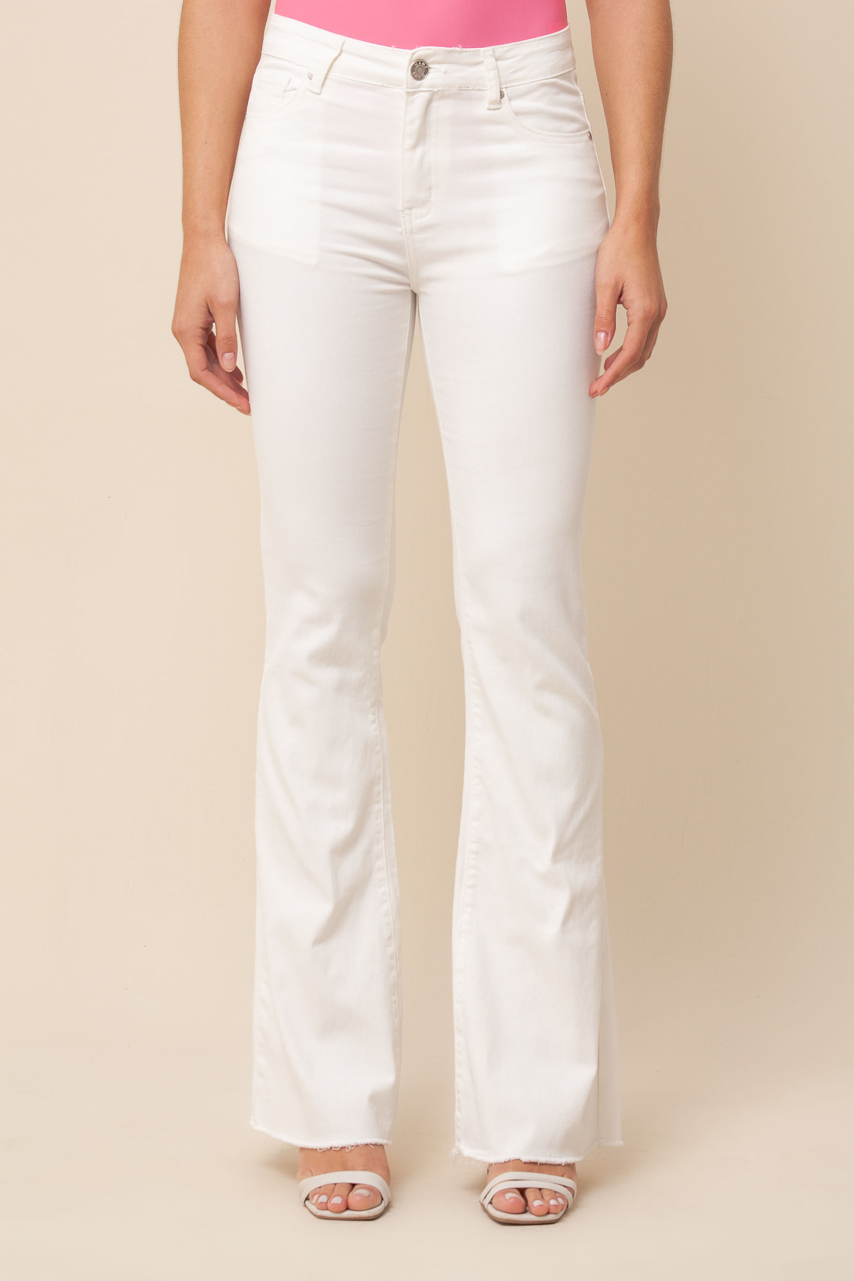 9036200 - Calça Sarja Flare  OFF-WHITE