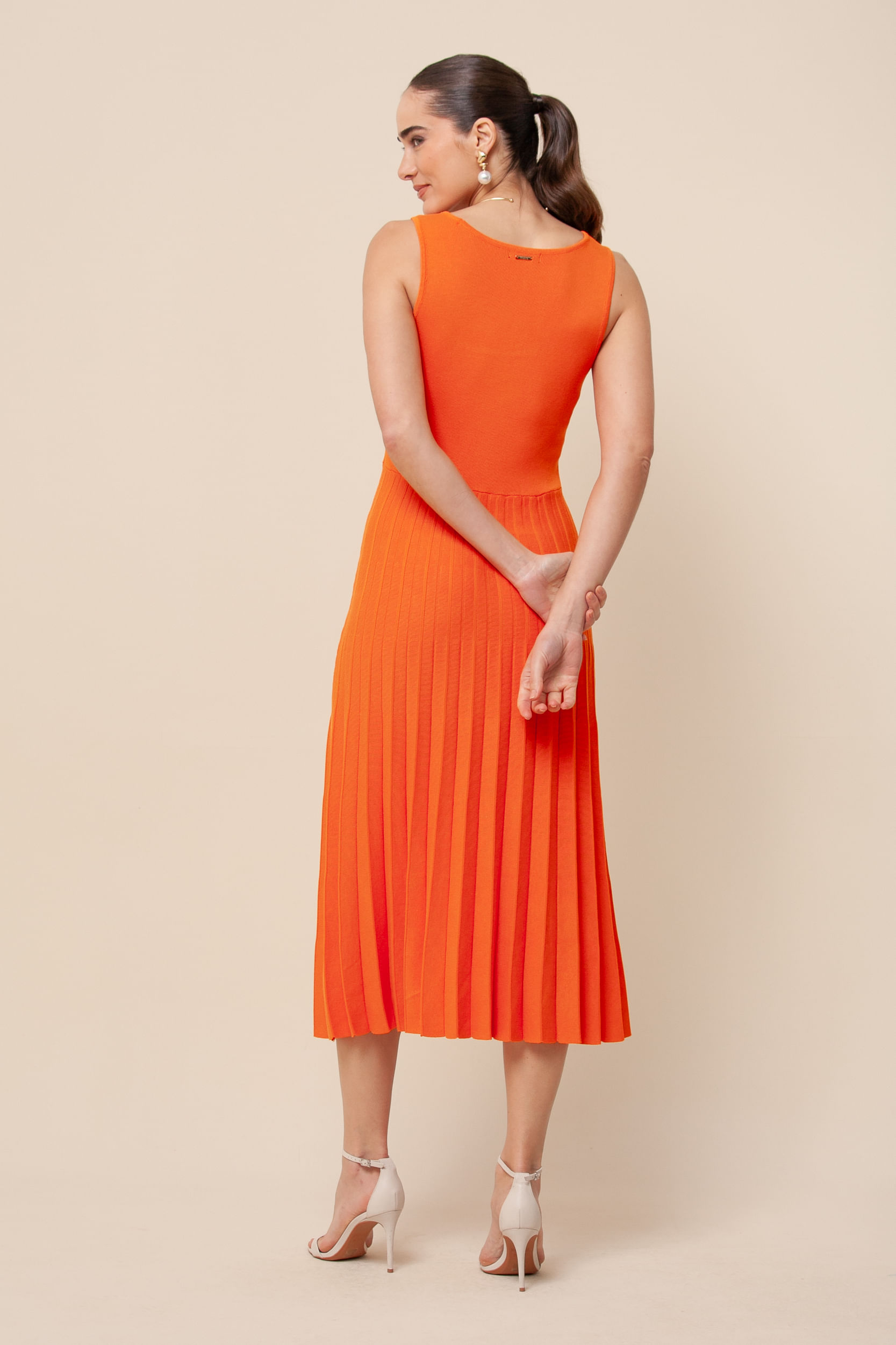 9035569 - Vestido Tricô Midi Plissado LARANJA