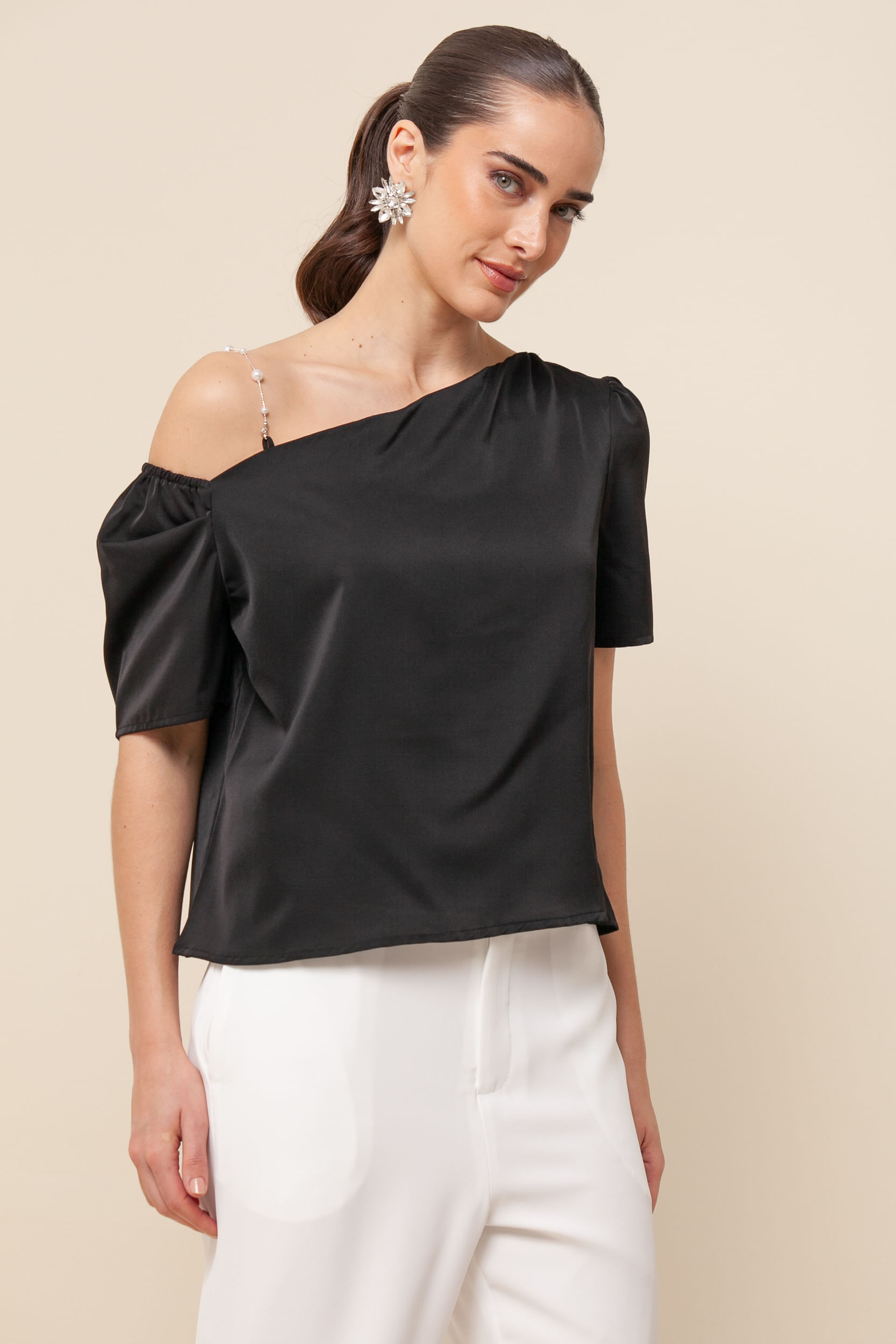 Blusa Alça Pérolas PRETO