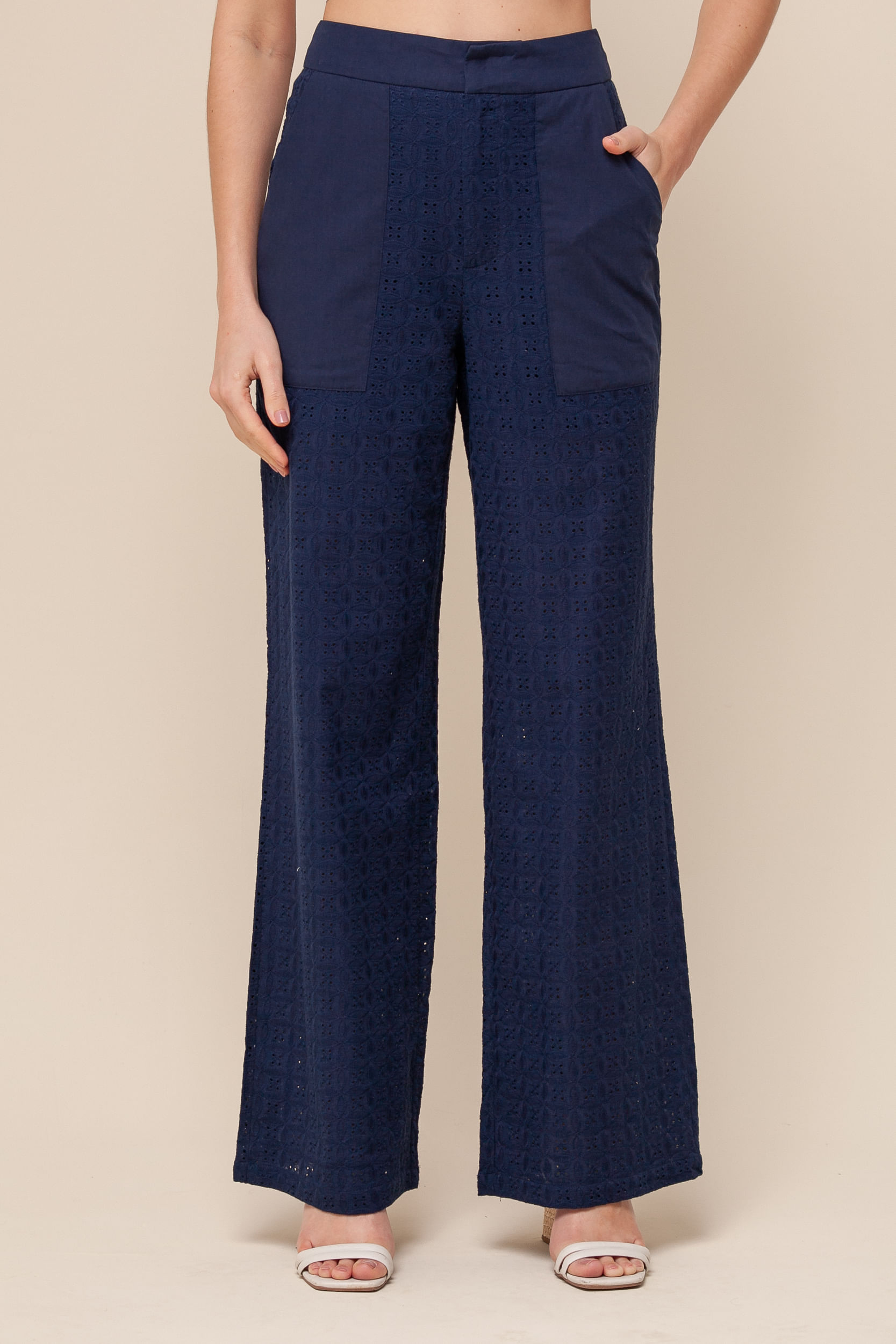 Calça Reta Laise Bolsos MARINHO Calça Reta Laise Bolsos MARINHO