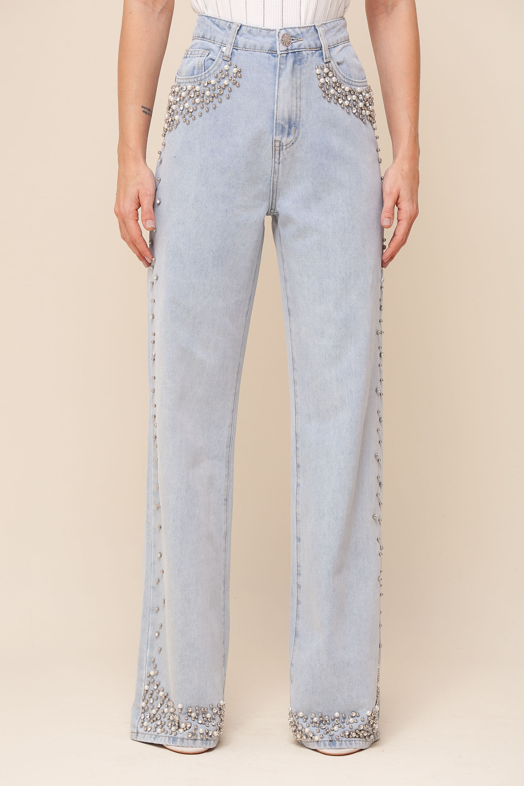 Calça Reta Bordados JEANS Calça Reta Bordados JEANS