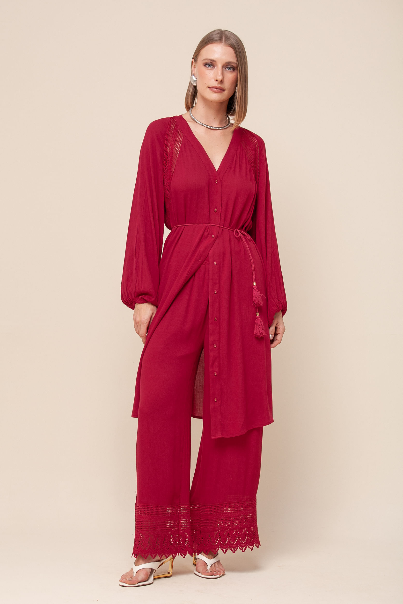 9036155 - Chemise Ampla Detalhes Ombro   CEREJA