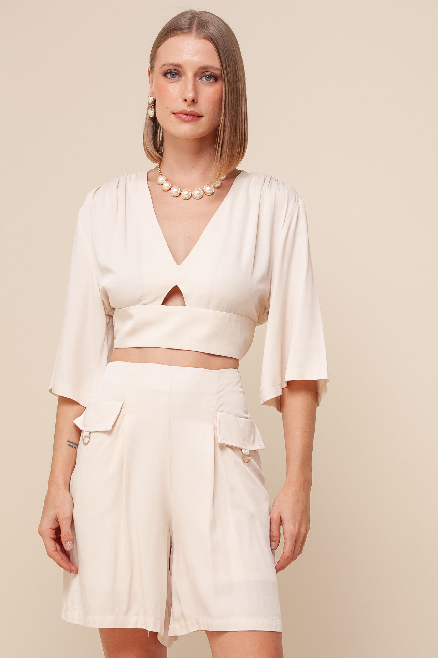 9036174 - Blusa Viscolinho Manga Morcego   AREIA