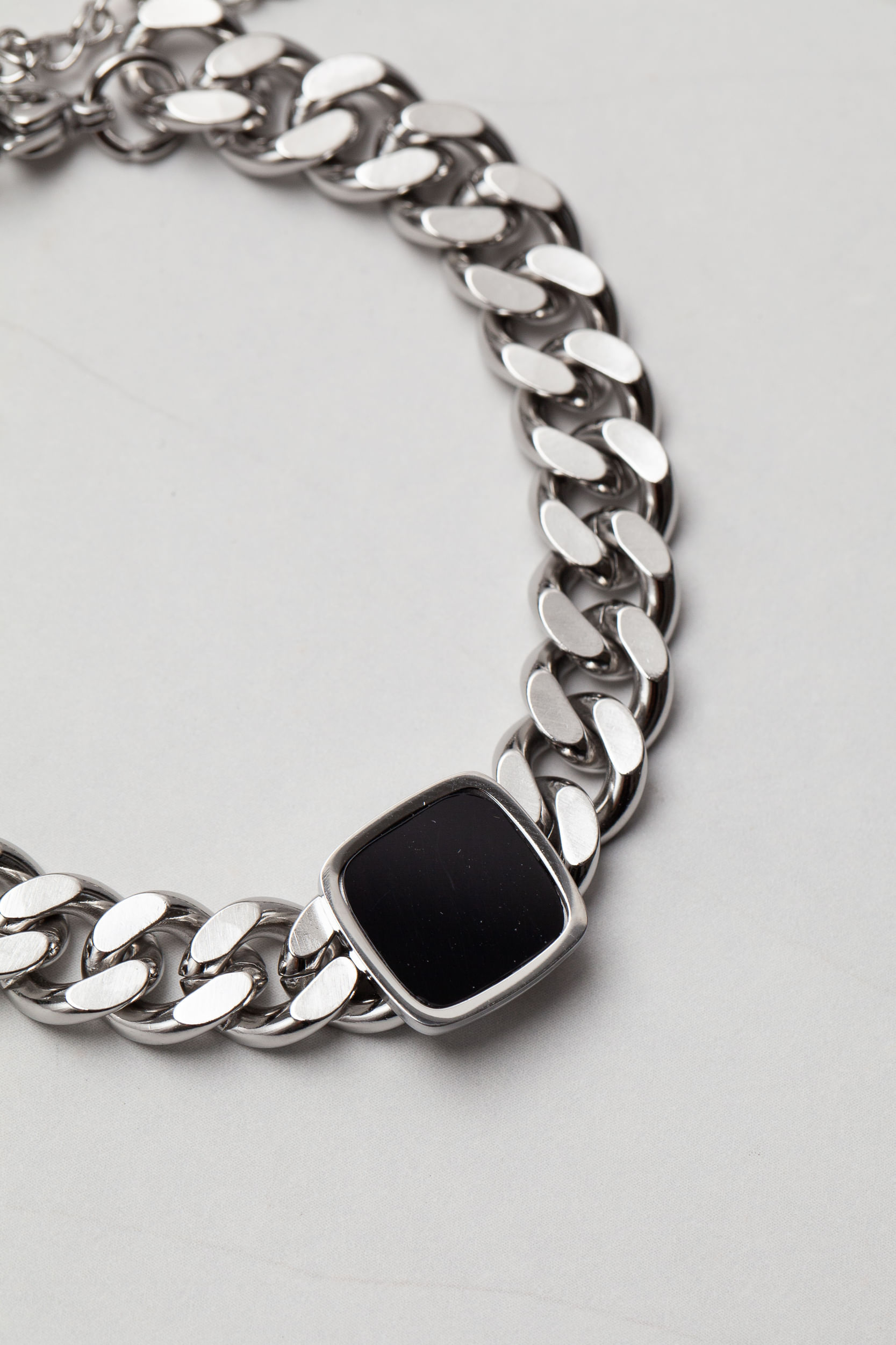 Pulseira Elegante Detalhe Quadrado PRATA Pulseira Elegante Detalhe Quadrado PRATA