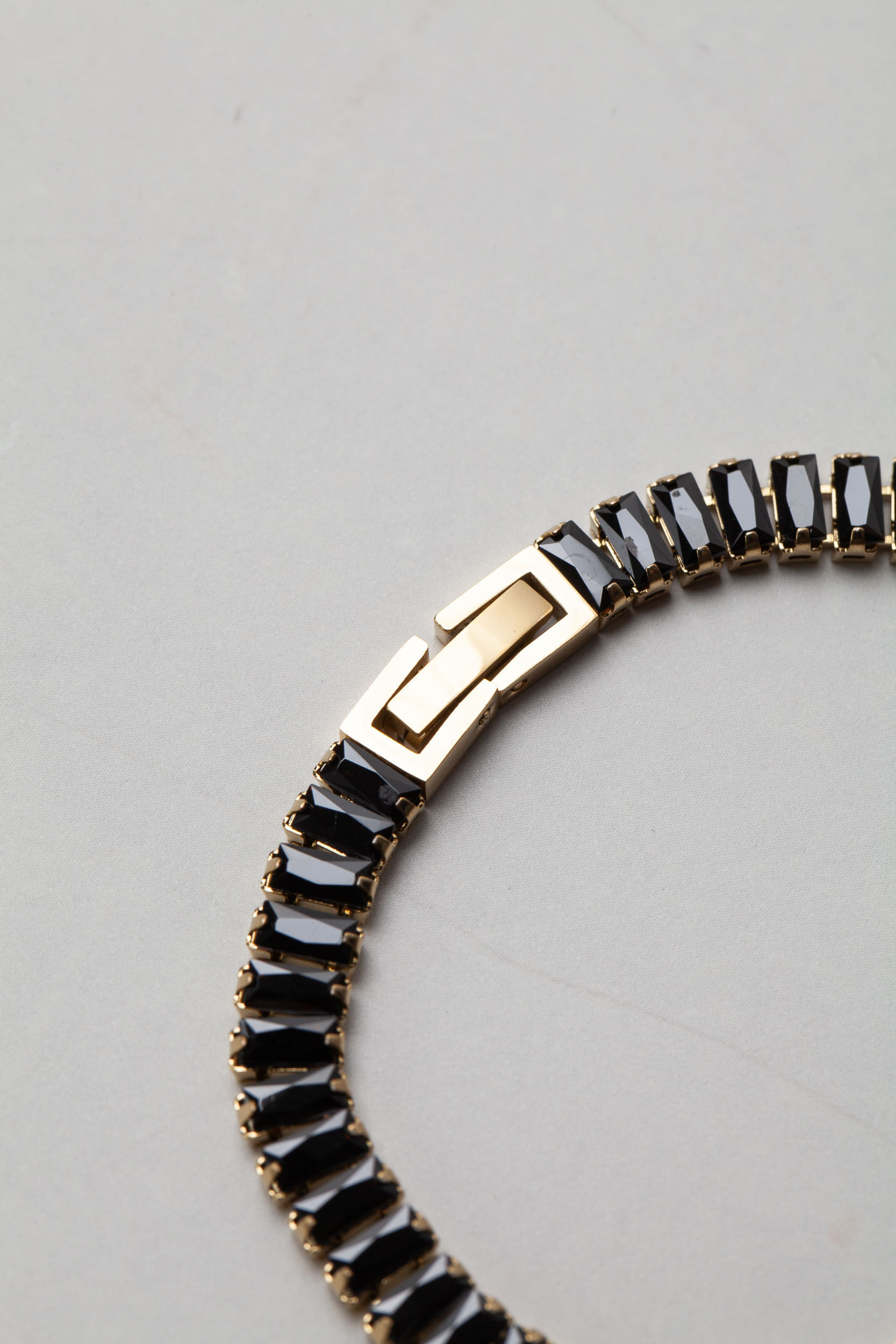 Pulseira com Pedrarias Delicada PRETO Pulseira com Pedrarias Delicada PRETO