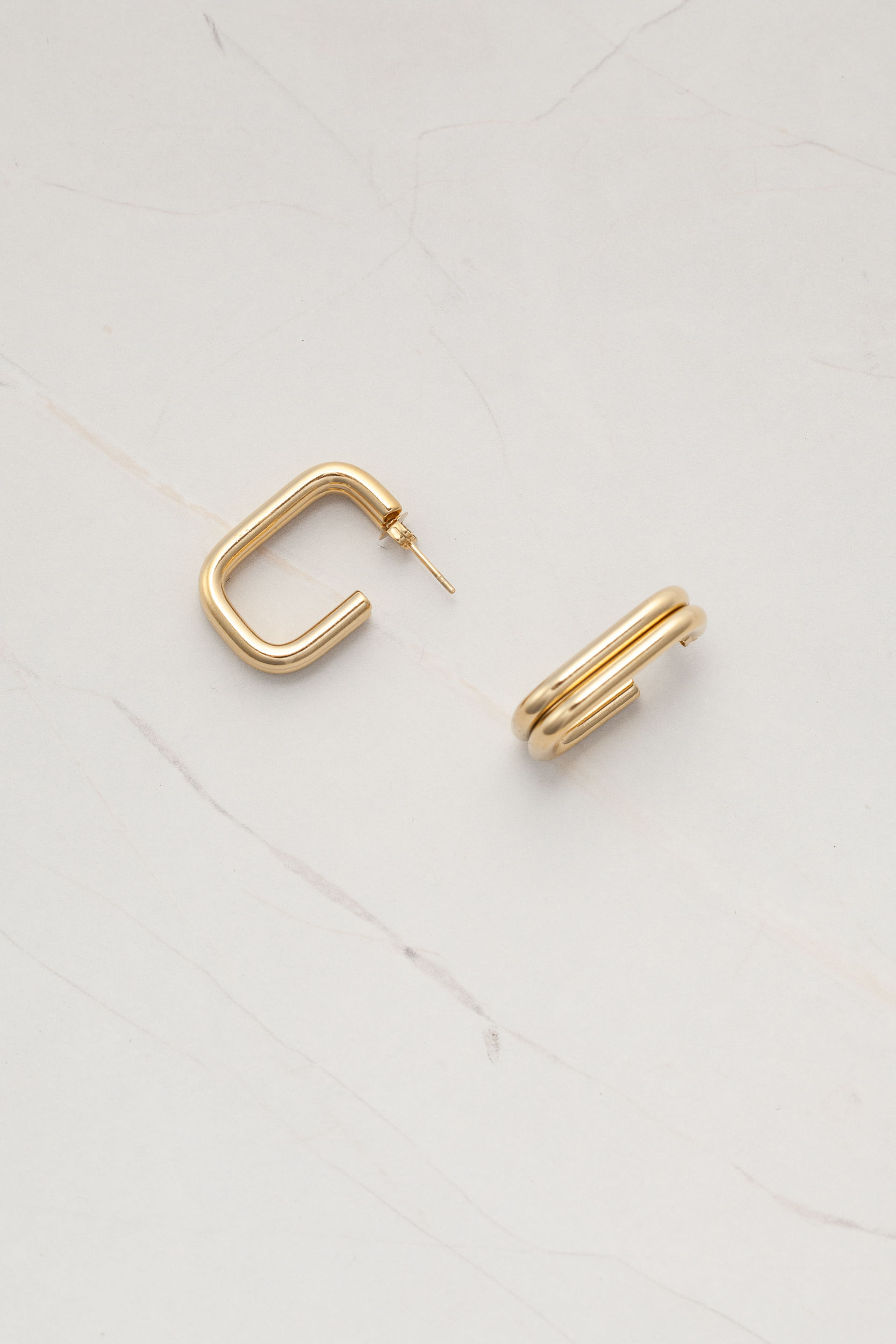 Brinco Argola Quadrada  DOURADO