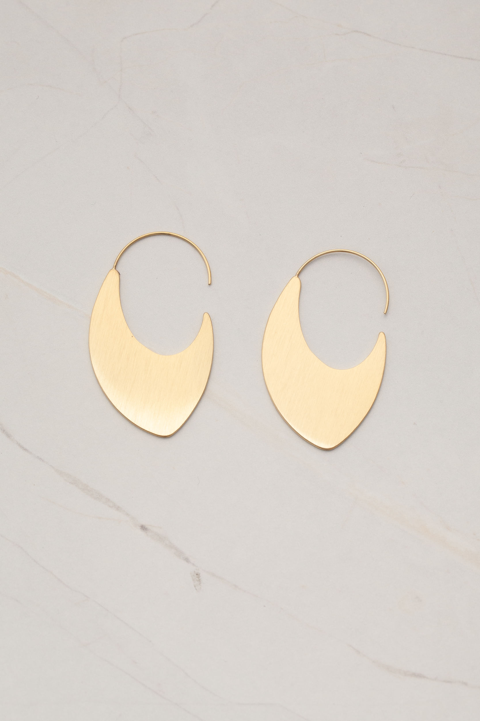 Brinco Argola de Aço  DOURADO