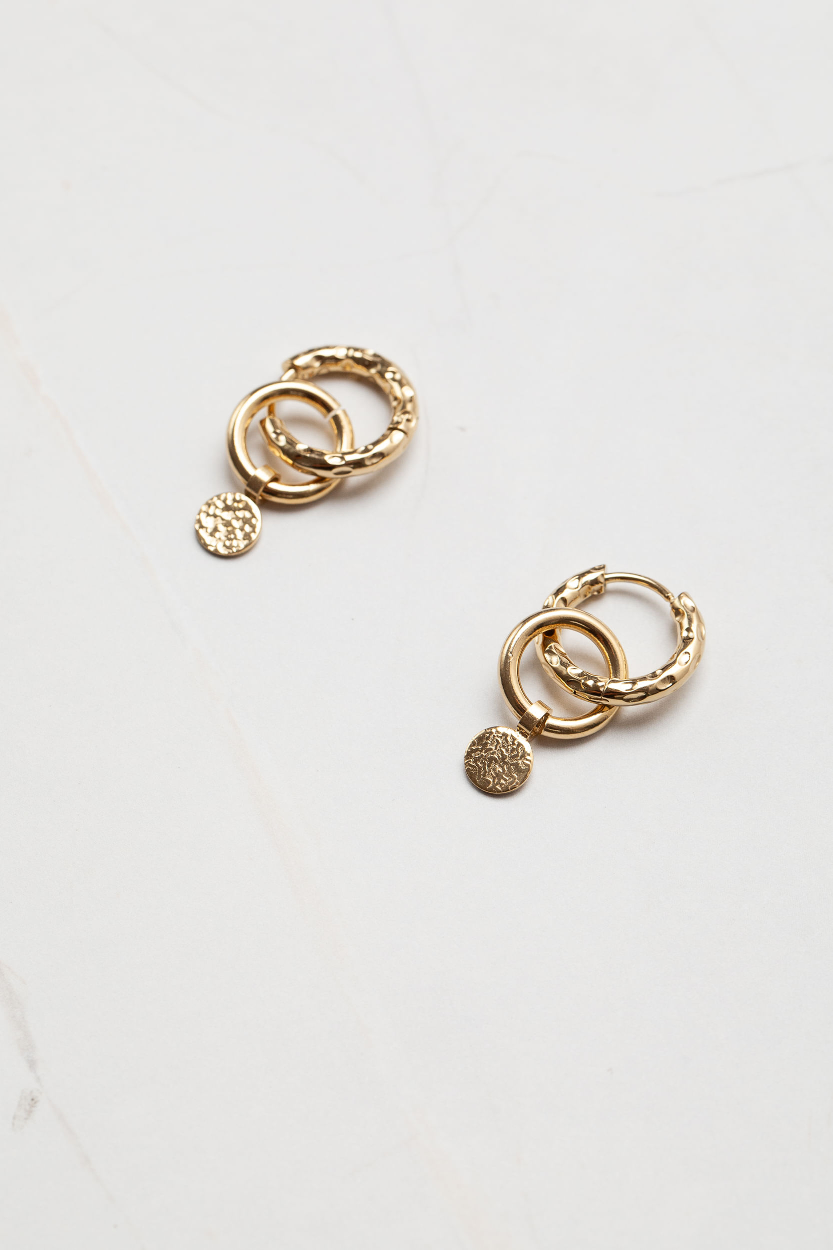 Brinco Argola Dupla
DOURADO Brinco Argola Dupla
DOURADO