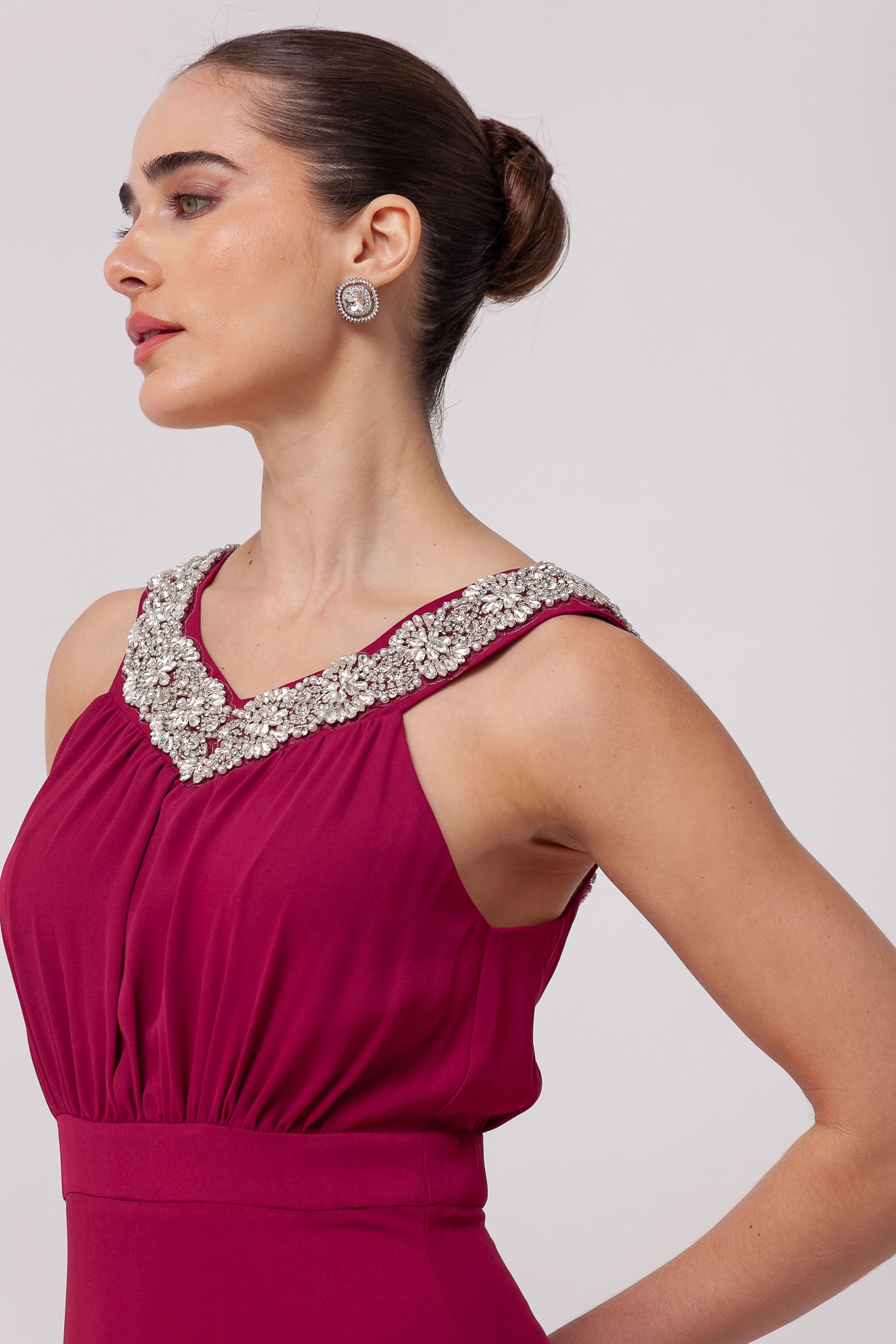 9035728 - Vestido Longo Festa com Gola Brilhante  VINHO