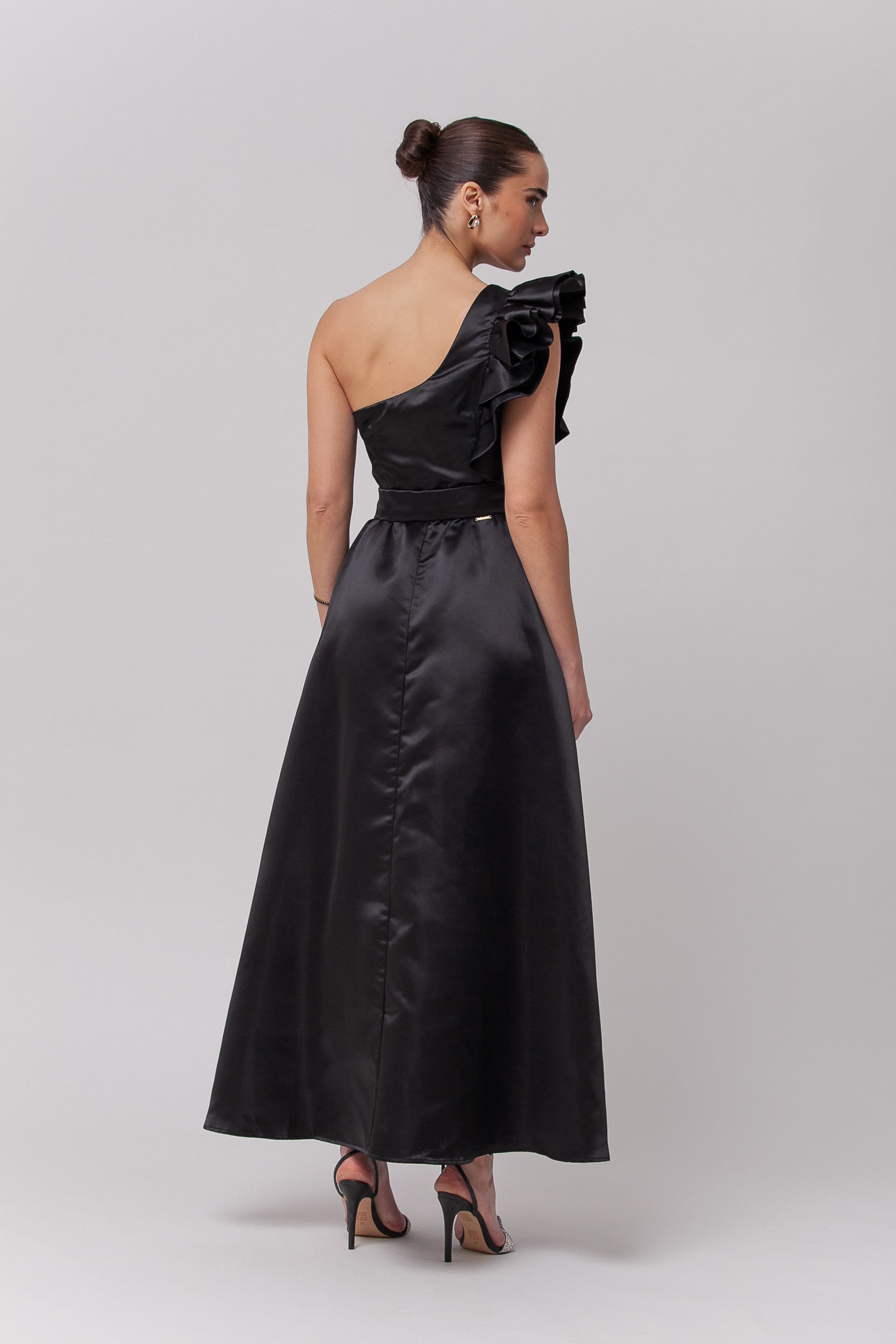 9035730 - Vestido Festa Midi Manga Babados PRETO