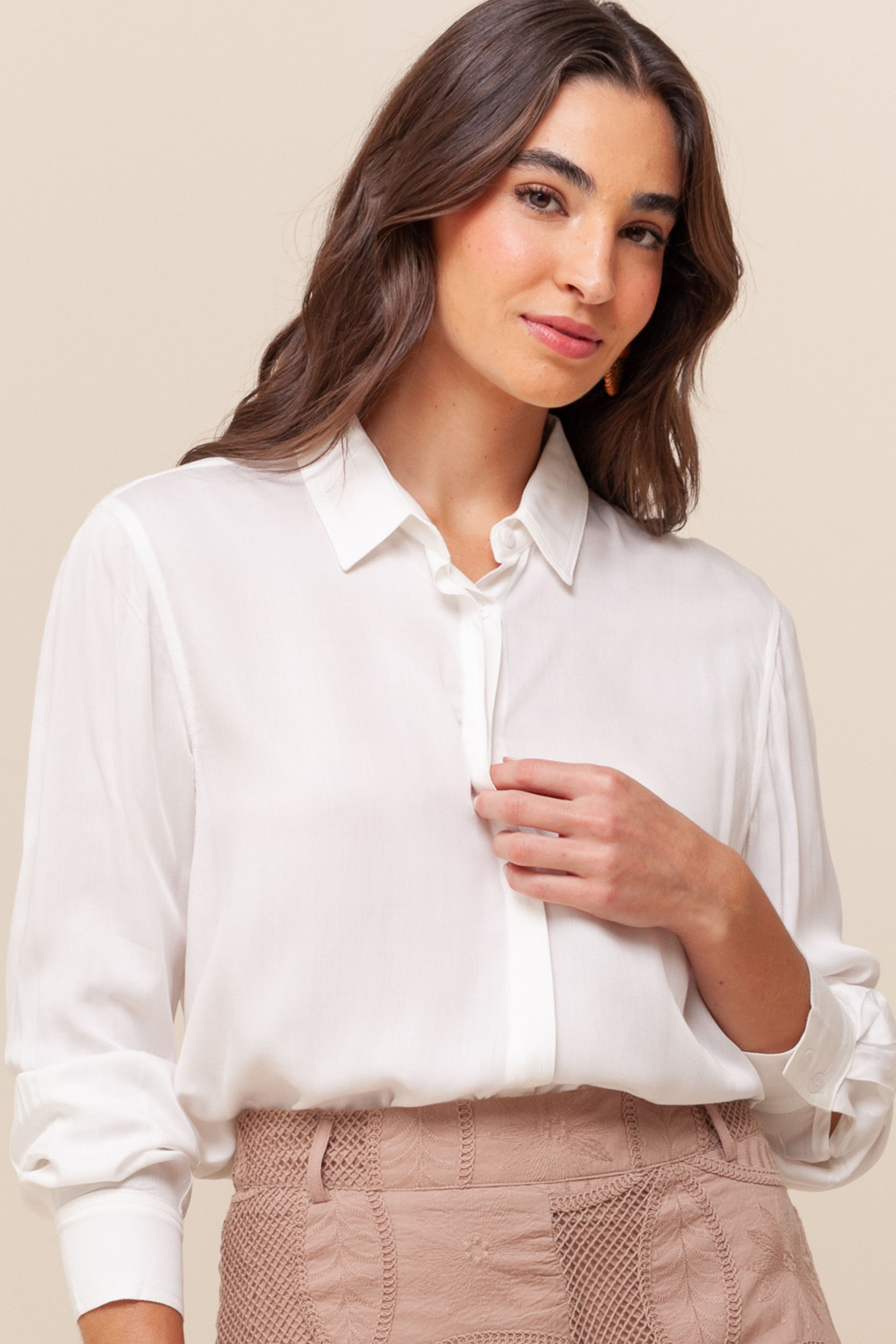 Camisa Social Básica OFF-WHITE Camisa Social Básica OFF-WHITE