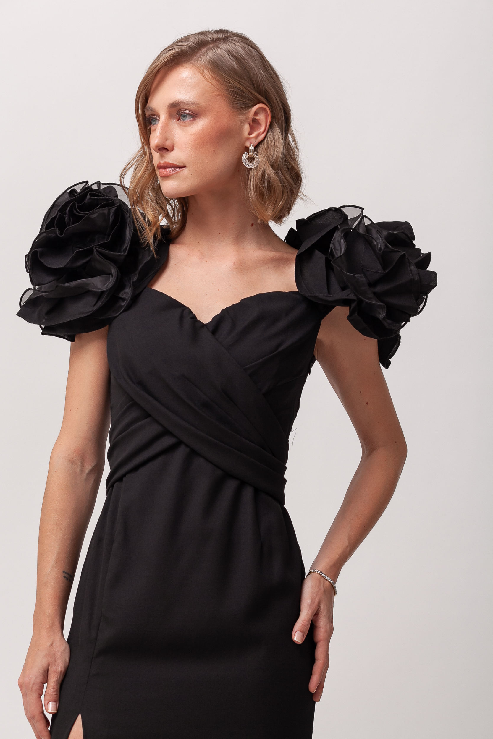 9035980 - Vestido Festa Manga Babados Fenda PRETO