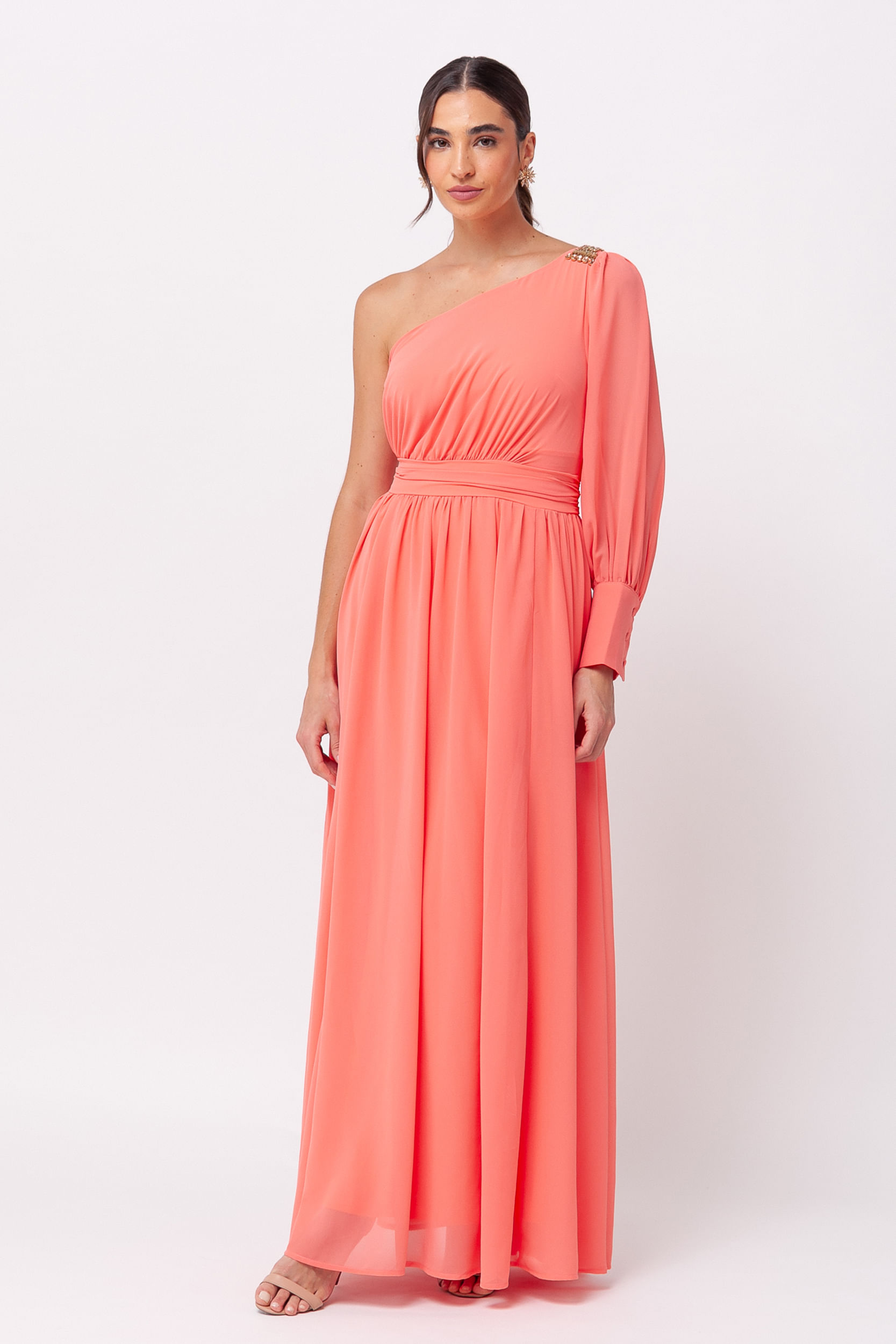 9035979 - Vestido Festa Longo em Chiffon com Pedraria no Ombro CORAL