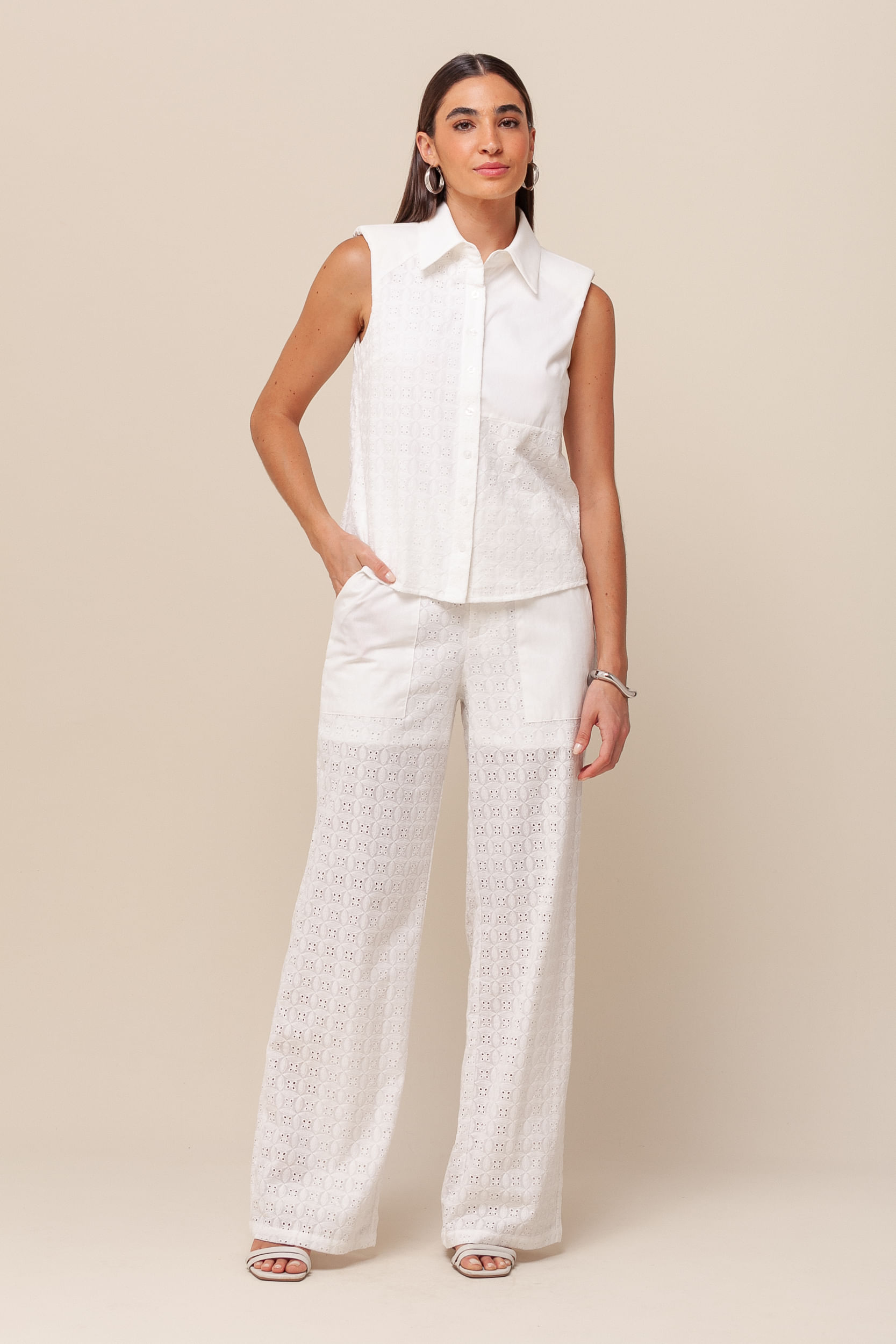 Camisa Sem Mangas Laise com Detalhe de Bolso BRANCO