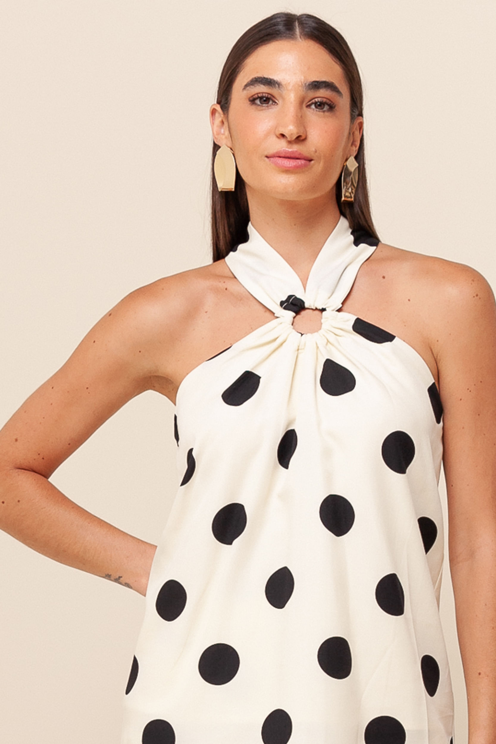 Blusa Cava Americana Poá OFF-WHITE Blusa Cava Americana Poá OFF-WHITE