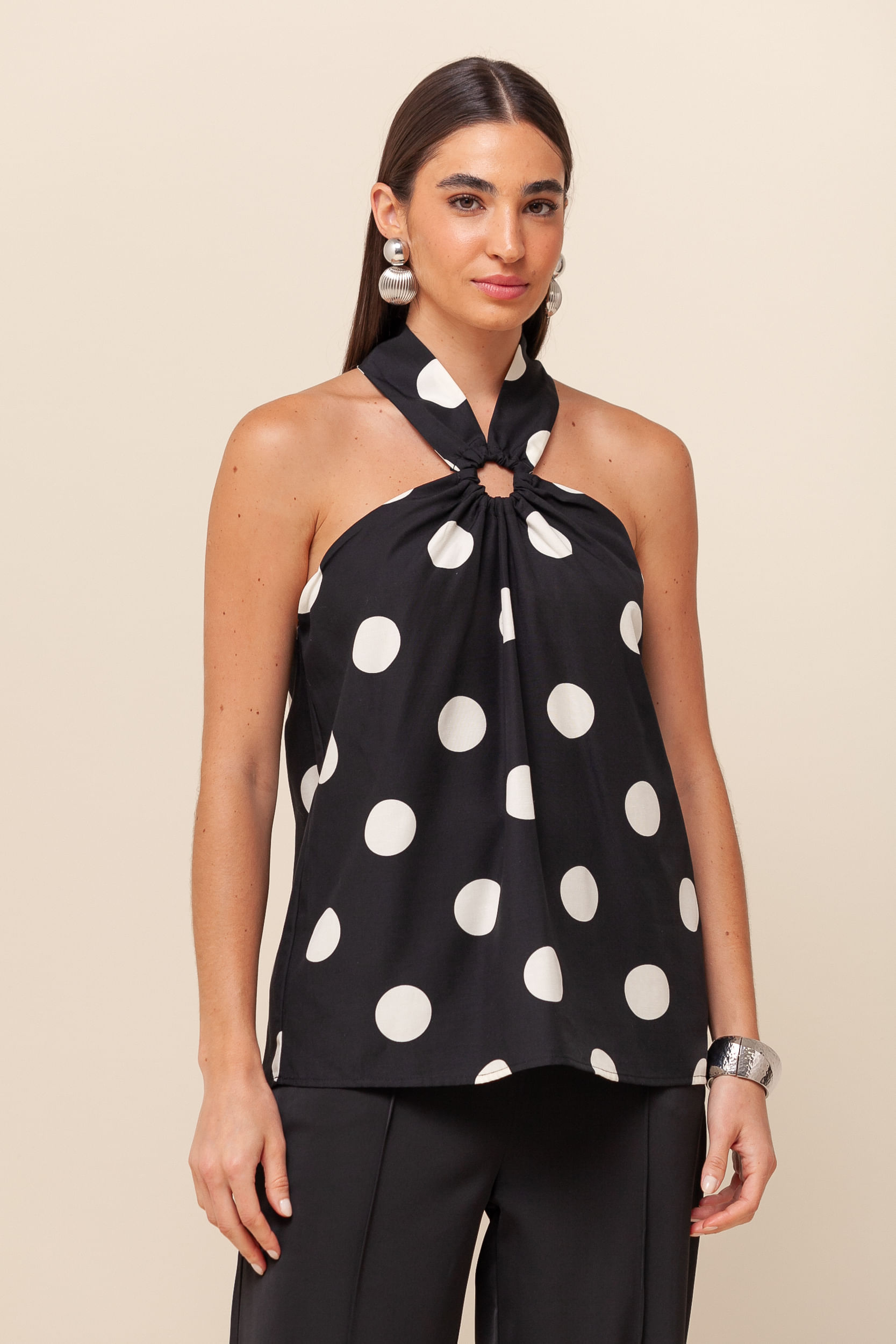 Blusa Cava Americana Poá PRETO