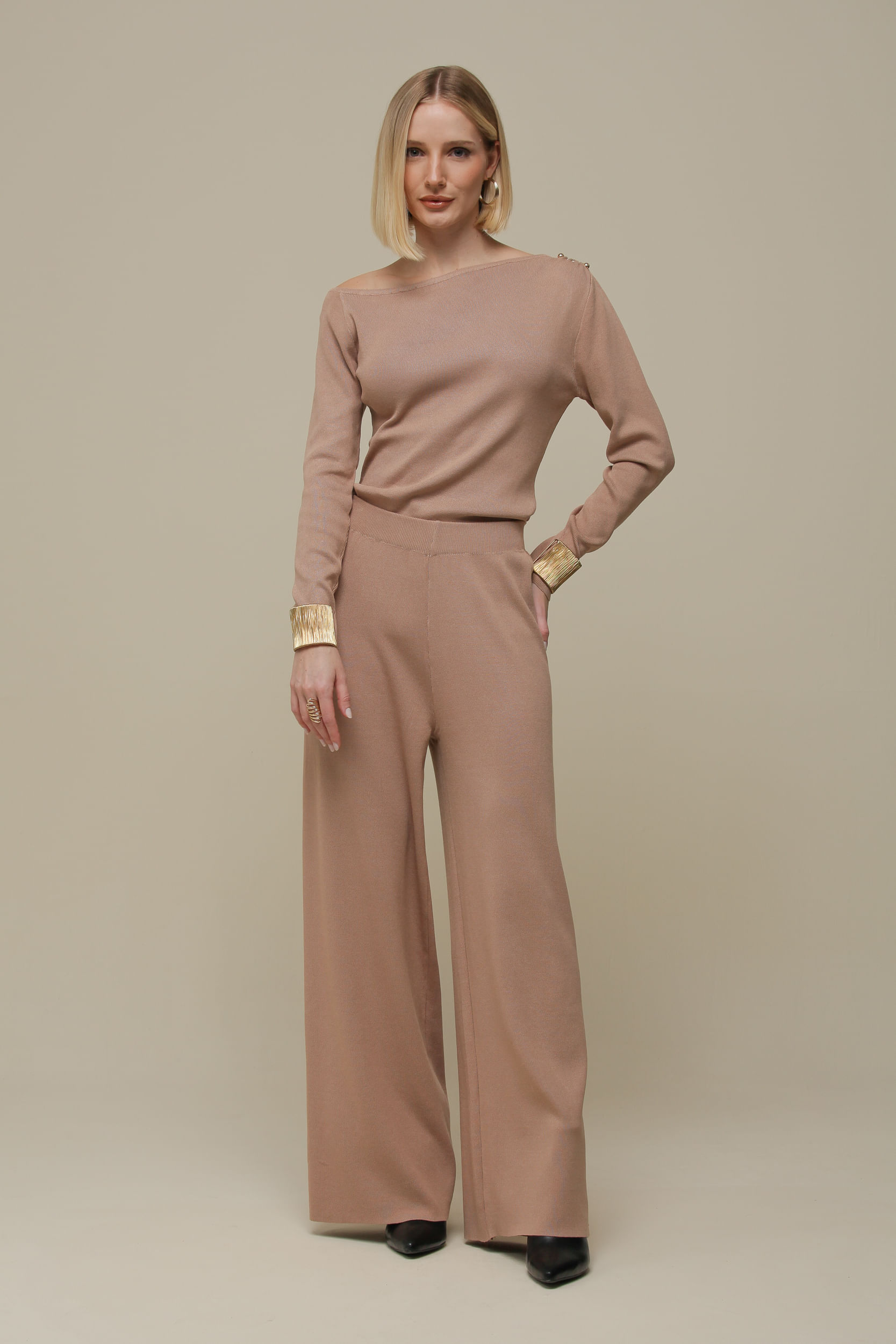 9036397 - Calça Tricô Pantalona  BEGE
