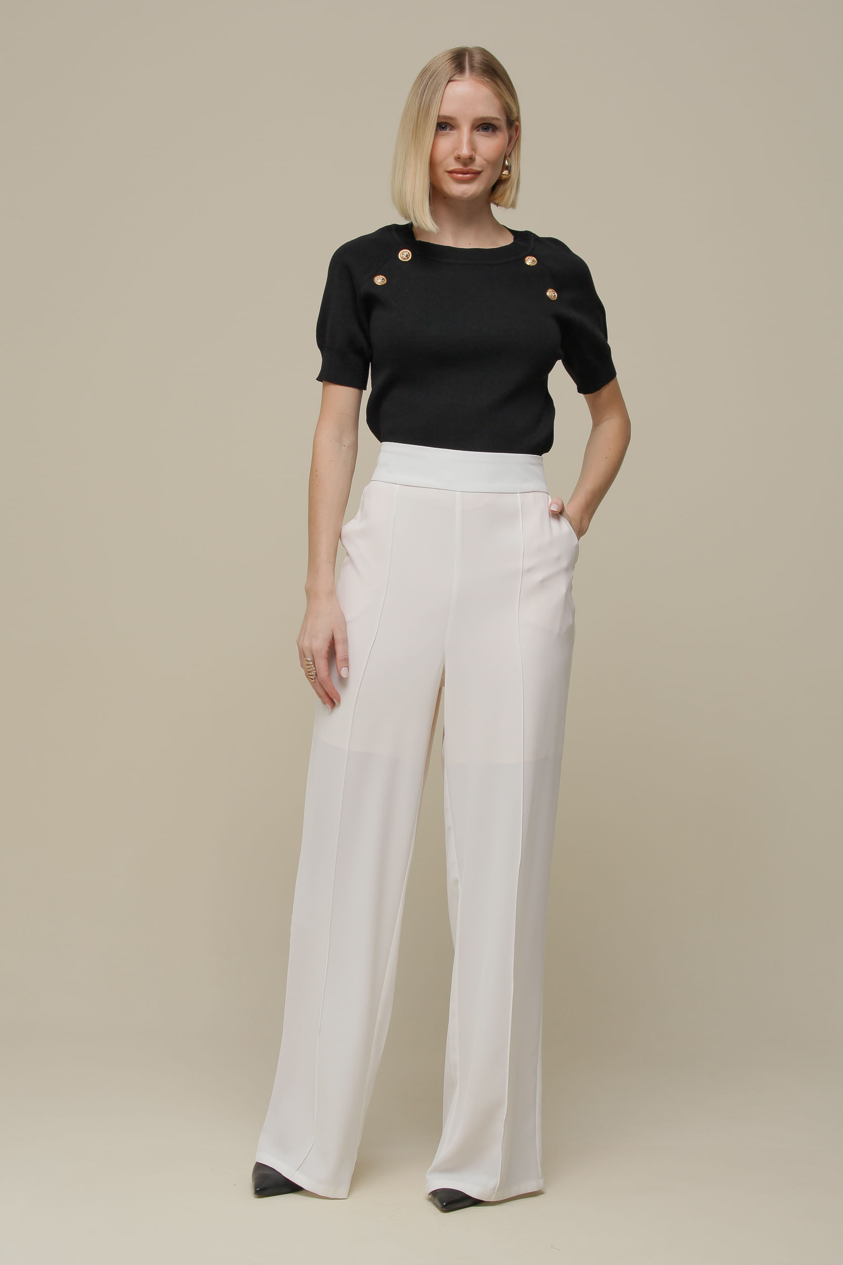 9036400 - Blusa Tricô Detalhes Botões PRETO 9036400 - Blusa Tricô Detalhes Botões PRETO