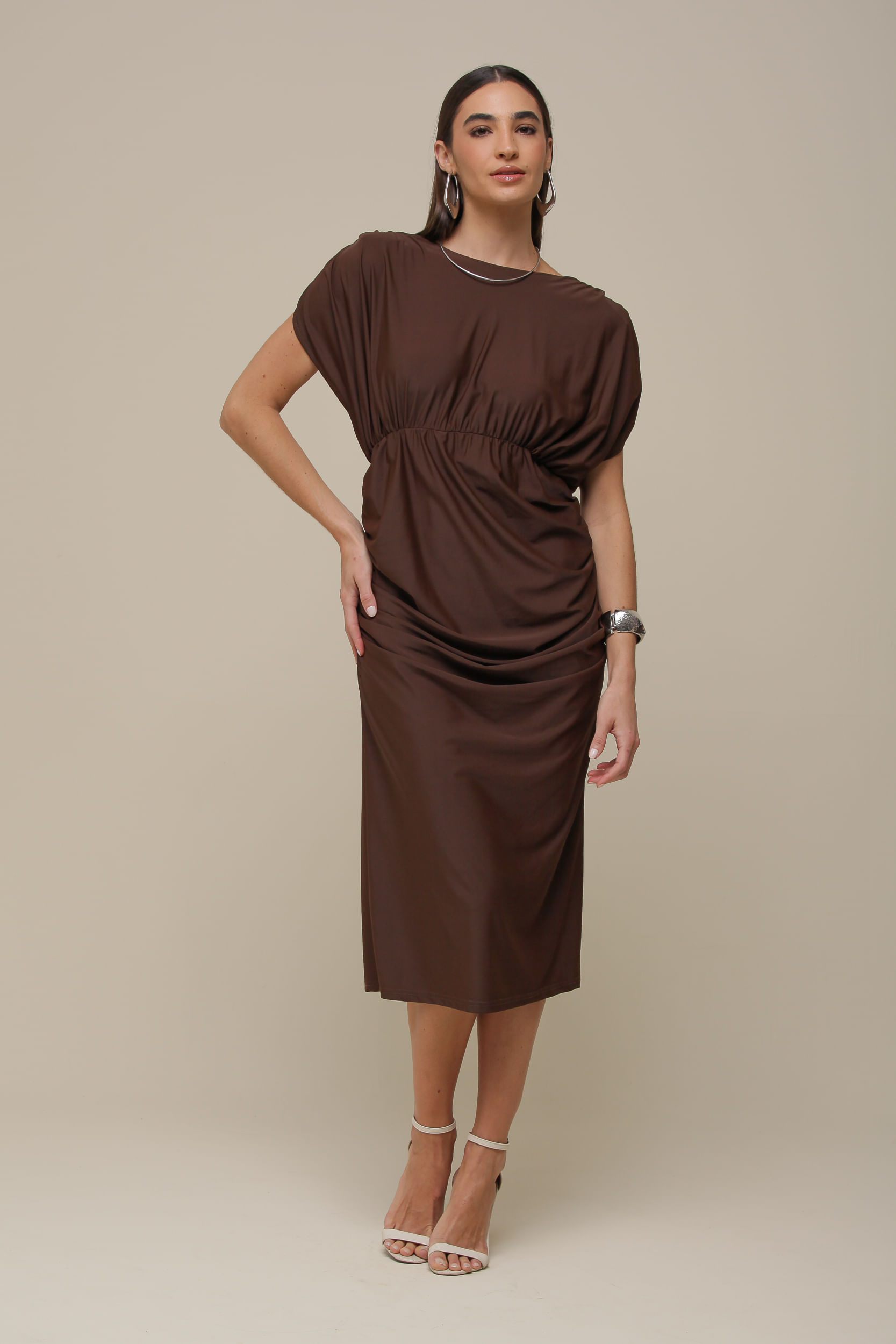 9036288 - Vestido Jersey Drapeado Decote Costas   MARROM