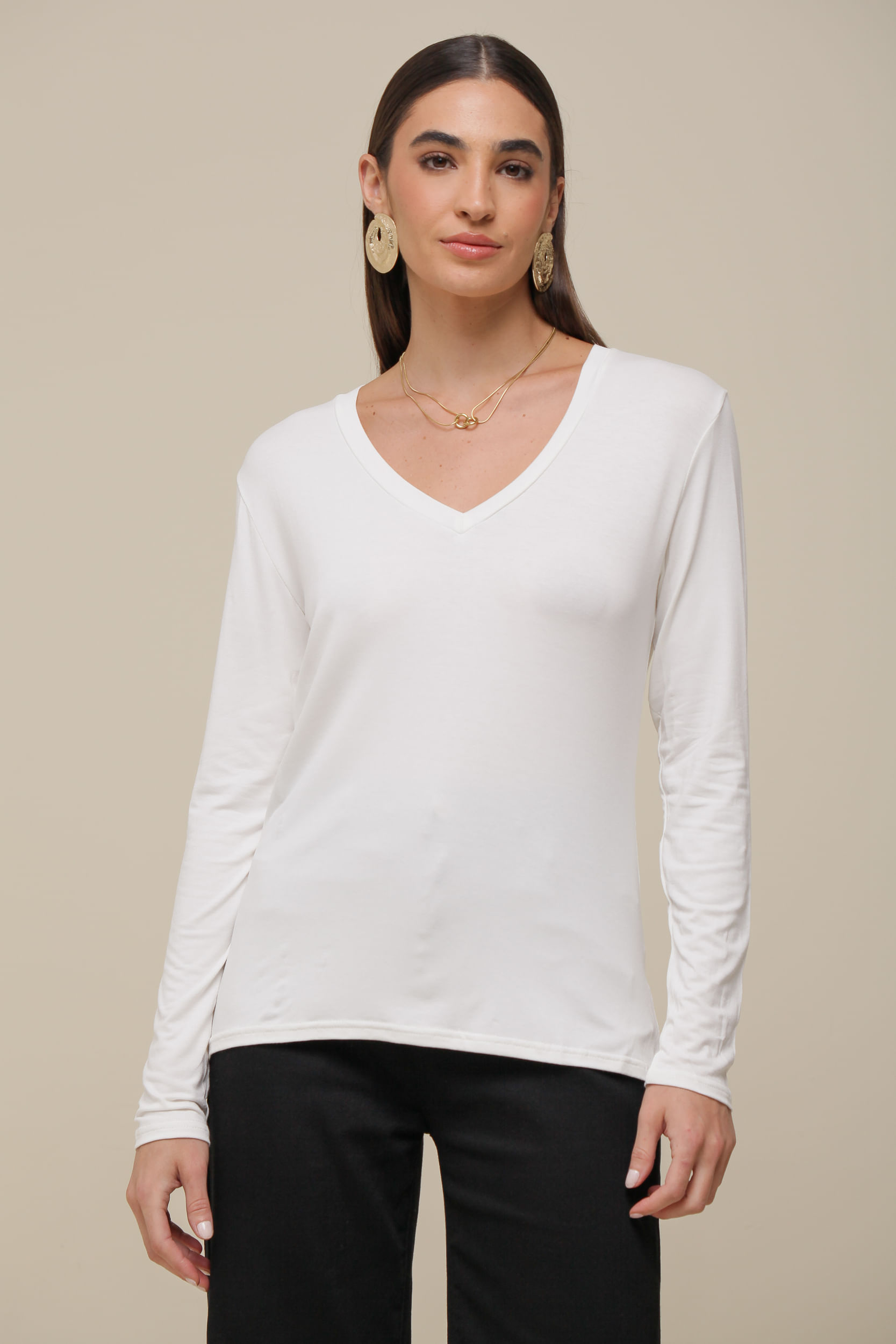9032504 - Camiseta Decote V Manga Longa Caixinha OFF-WHITE 9032504 - Camiseta Decote V Manga Longa Caixinha OFF-WHITE