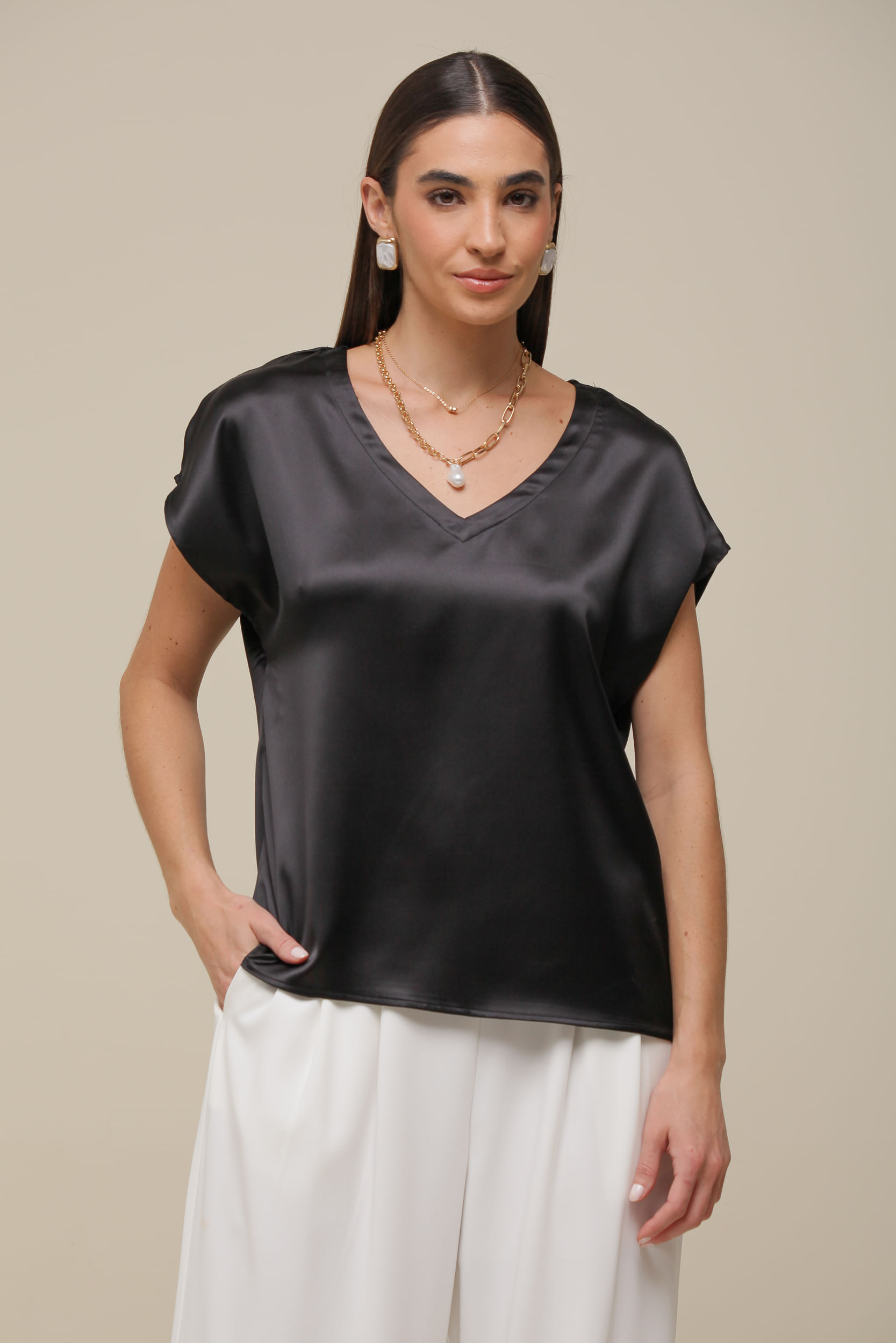 9036369 - Blusa Ampla Colar PRETO 9036369 - Blusa Ampla Colar PRETO