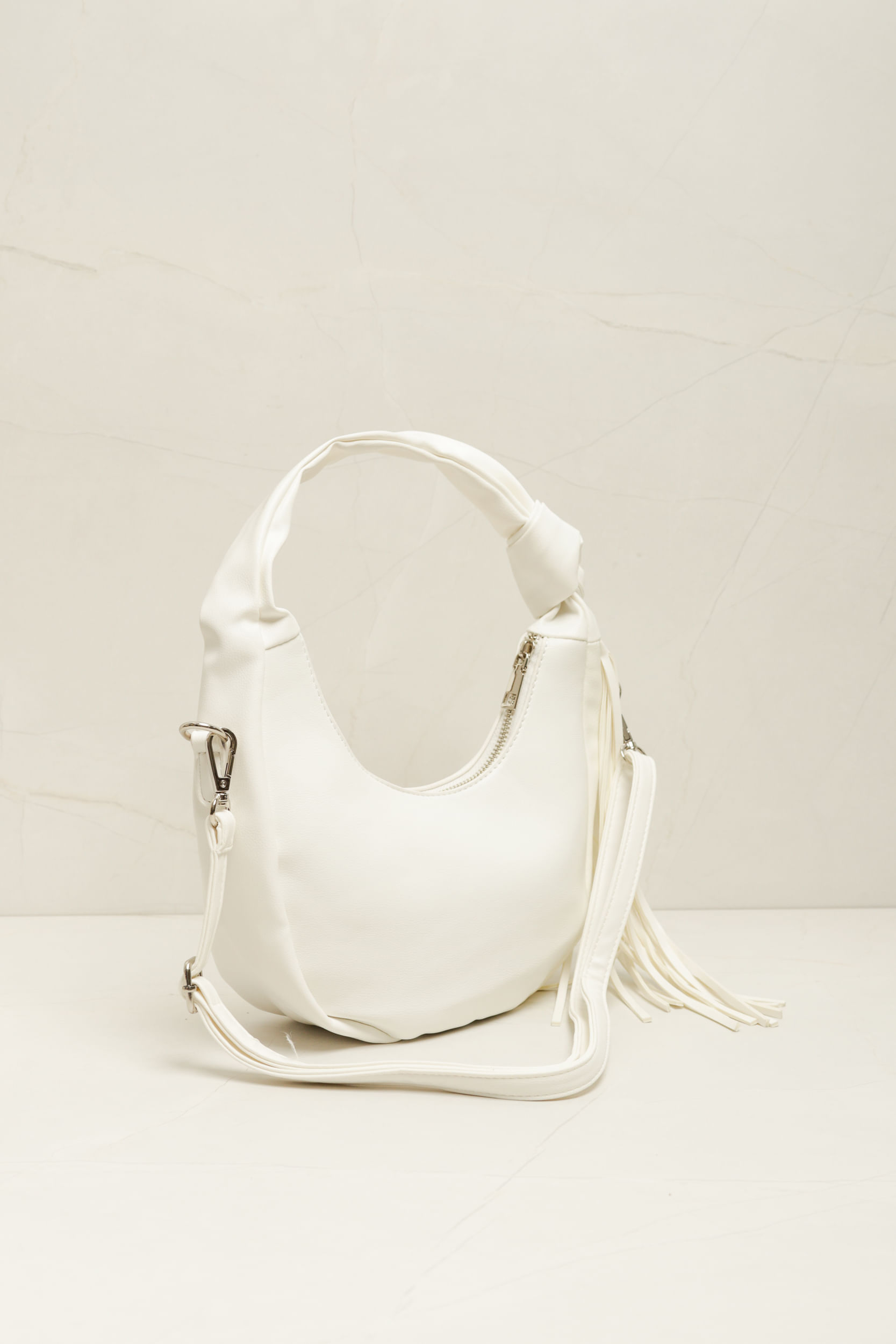 9035885 - Bolsa Meia Lua Alça Nó OFF-WHITE 9035885 - Bolsa Meia Lua Alça Nó OFF-WHITE