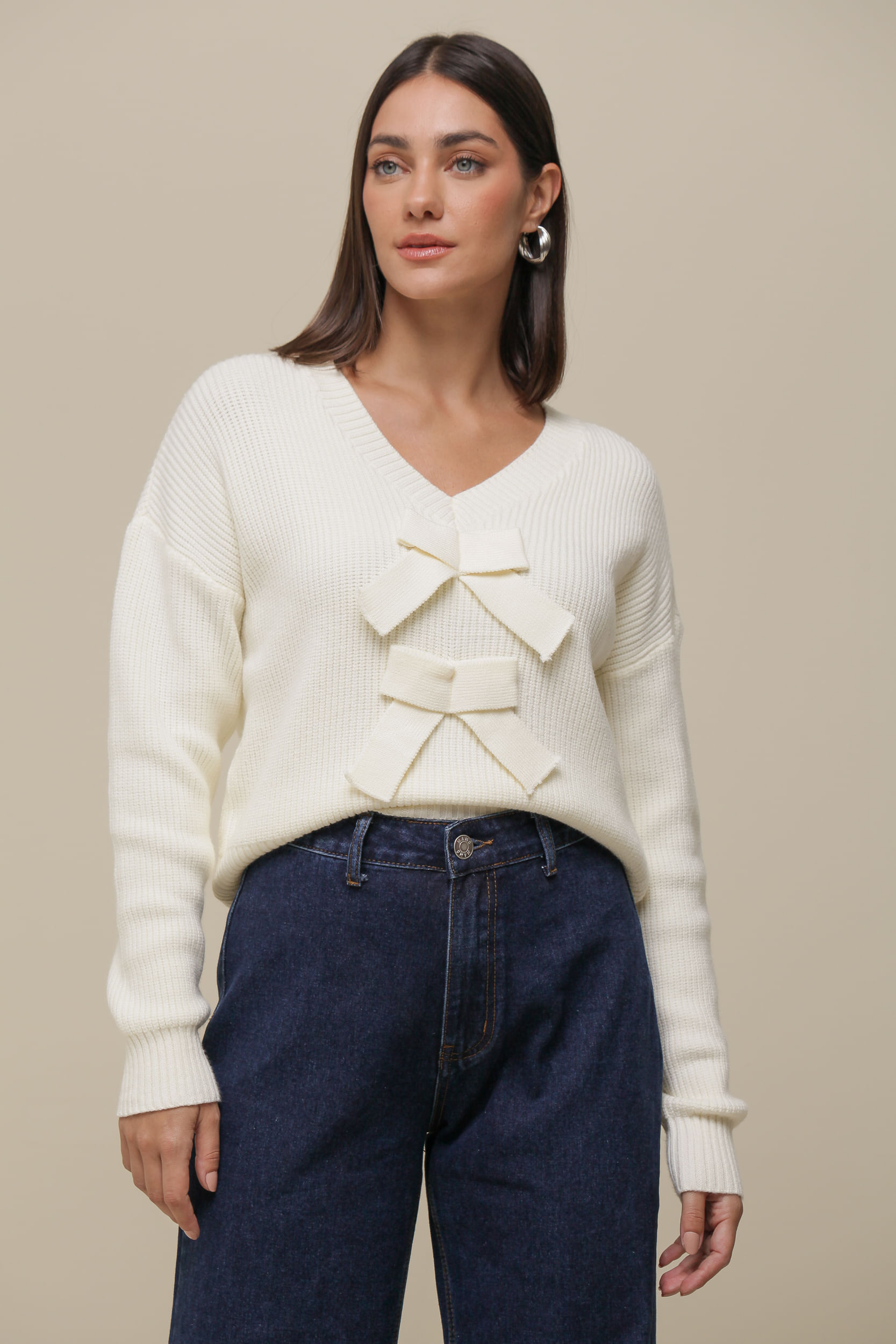 9036478 - Blusa Tricô Manga Longo Laços   AREIA