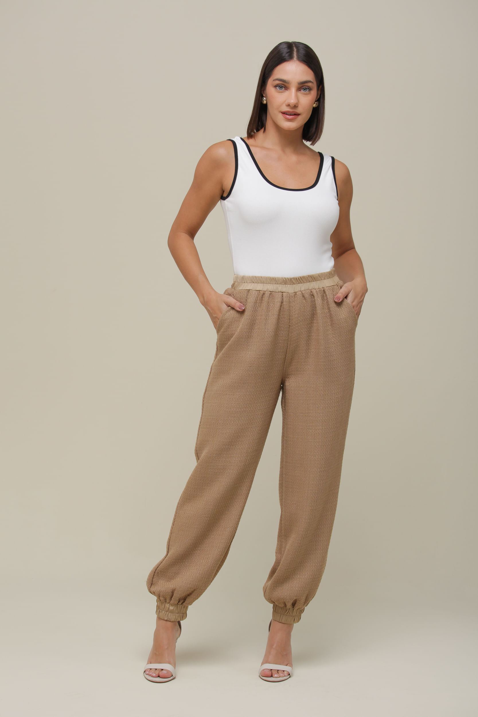 9036512 - Calça Jogger Tweed   CAMEL