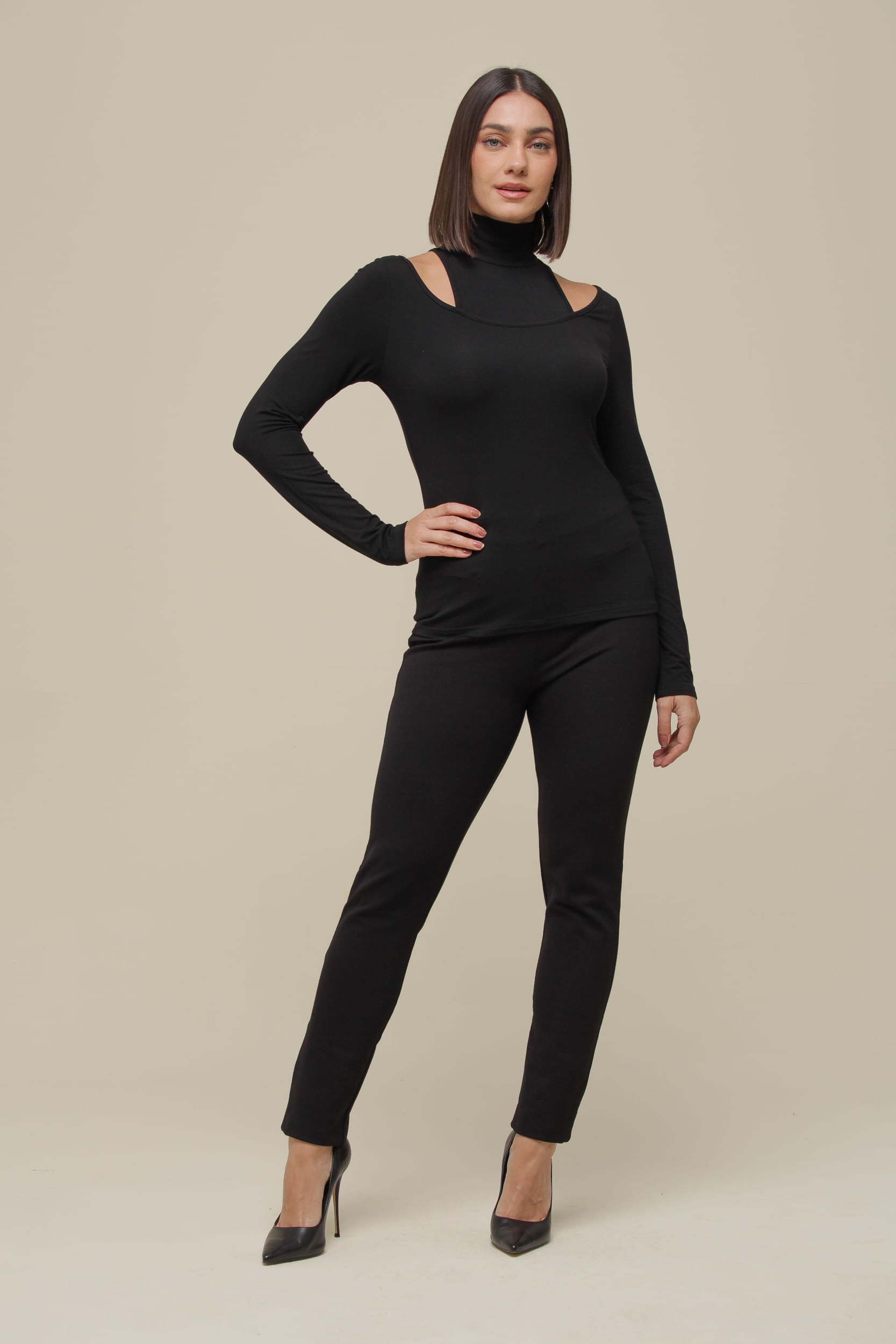 9036518 - Blusa Malha Gola Alta Recortes Ombro PRETO 9036518 - Blusa Malha Gola Alta Recortes Ombro PRETO