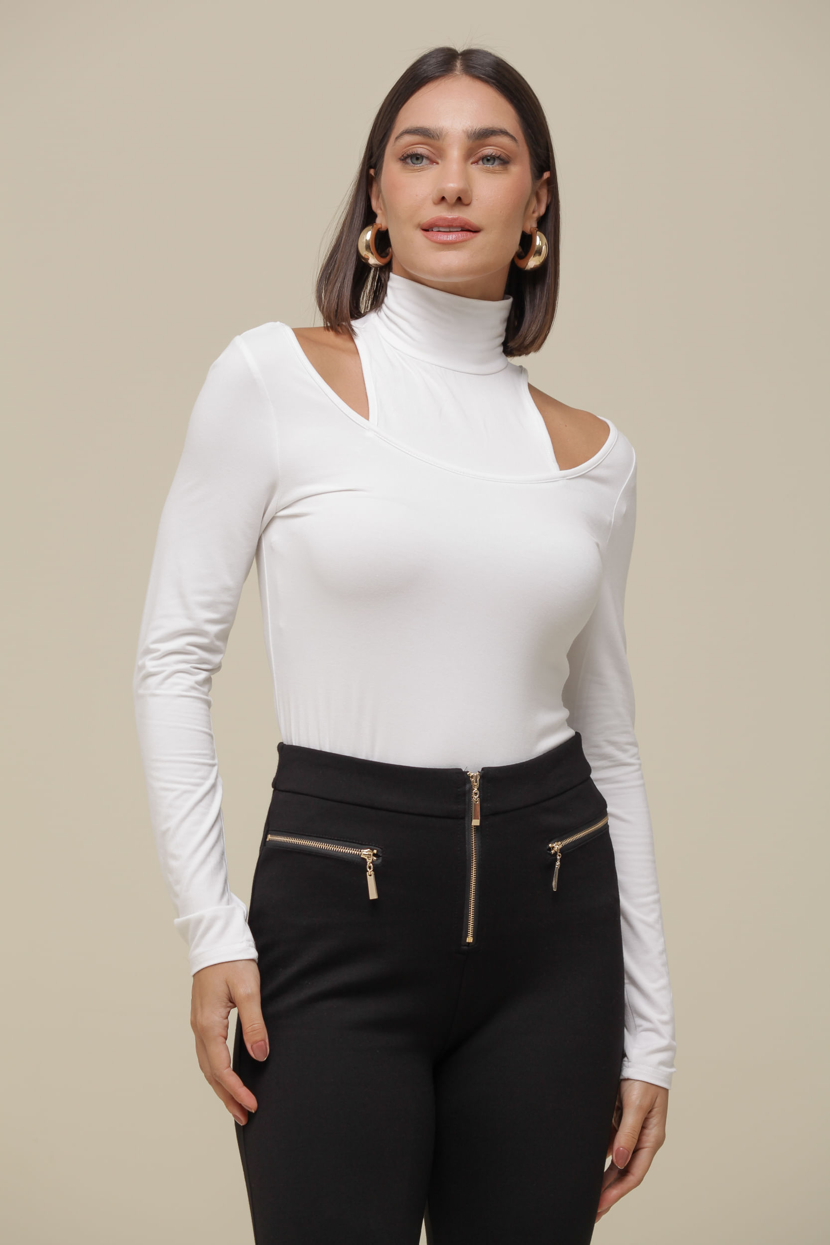 9036518 - Blusa Malha Gola Alta Recortes Ombro   OFF-WHITE
