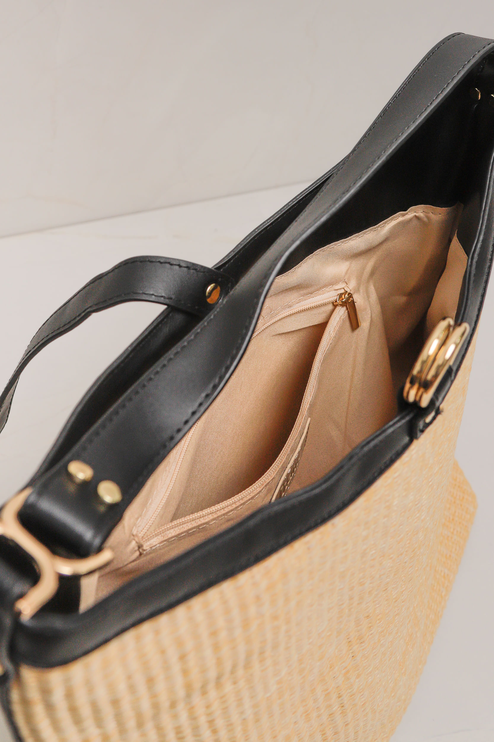 9036231 - Bolsa Palha Alça Curta  PRETO