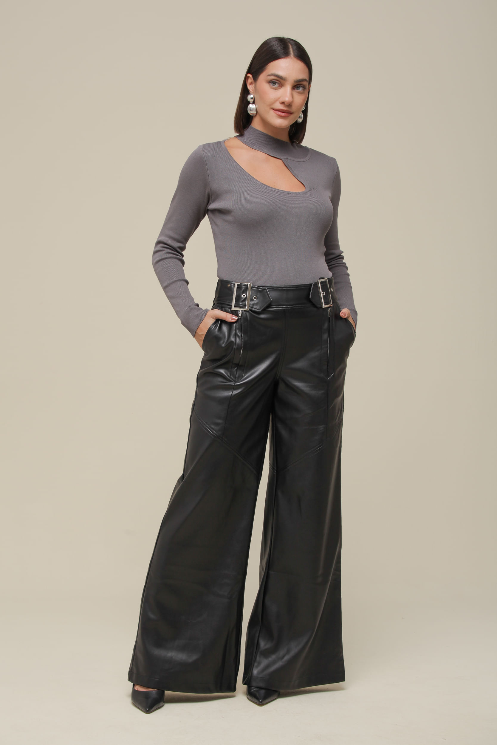 9036262 - Calça PU Pantalona Maxi Fivela PRETO