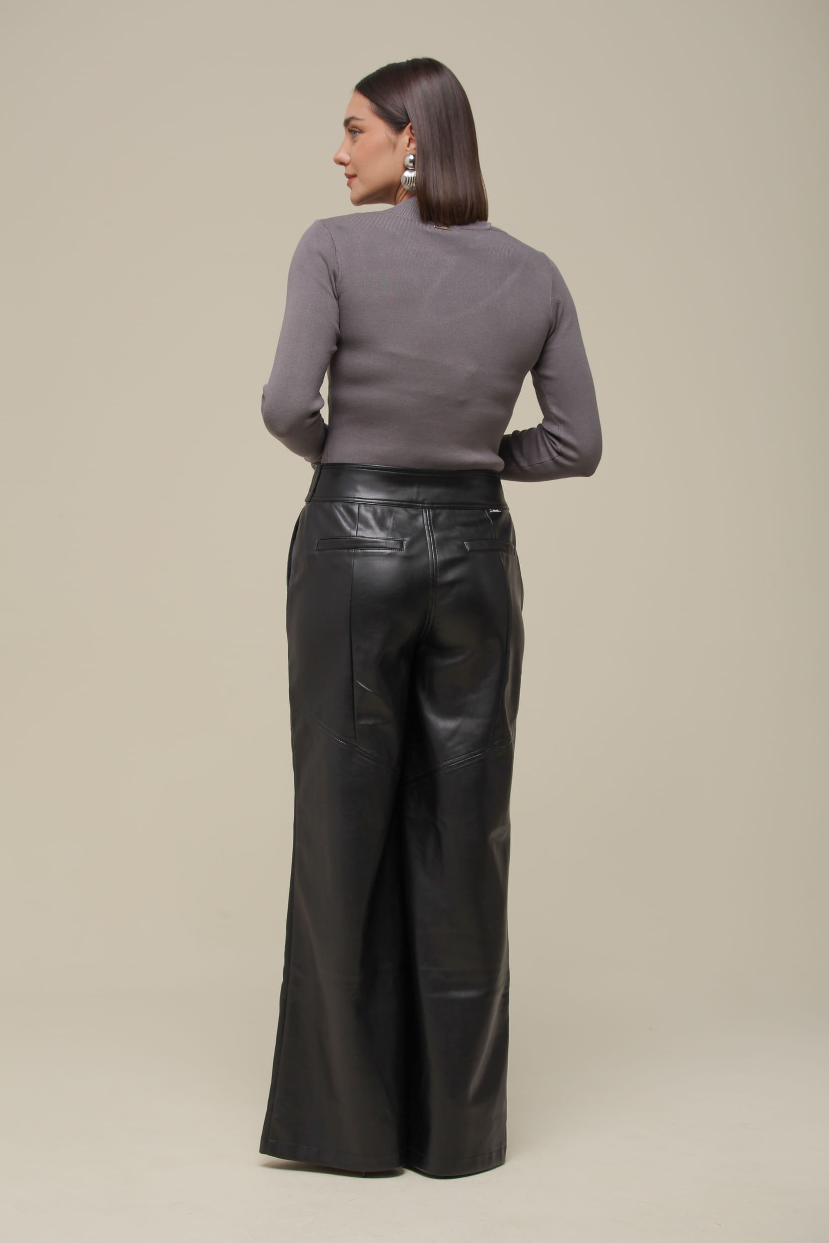 9036262 - Calça PU Pantalona Maxi Fivela PRETO