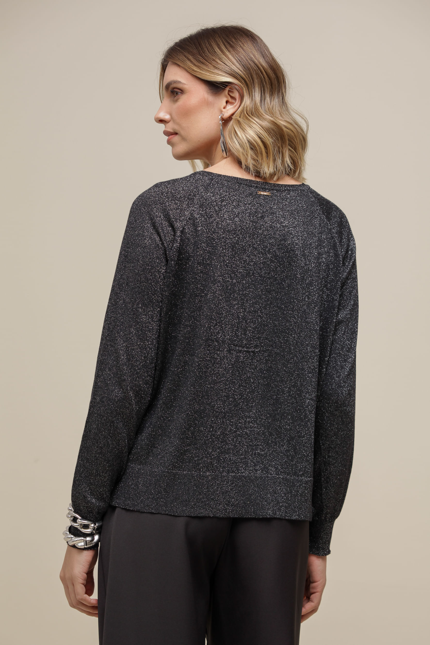 9036572- Blusa Tricô Amplo Fio Metalizado PRETO 9036572- Blusa Tricô Amplo Fio Metalizado PRETO