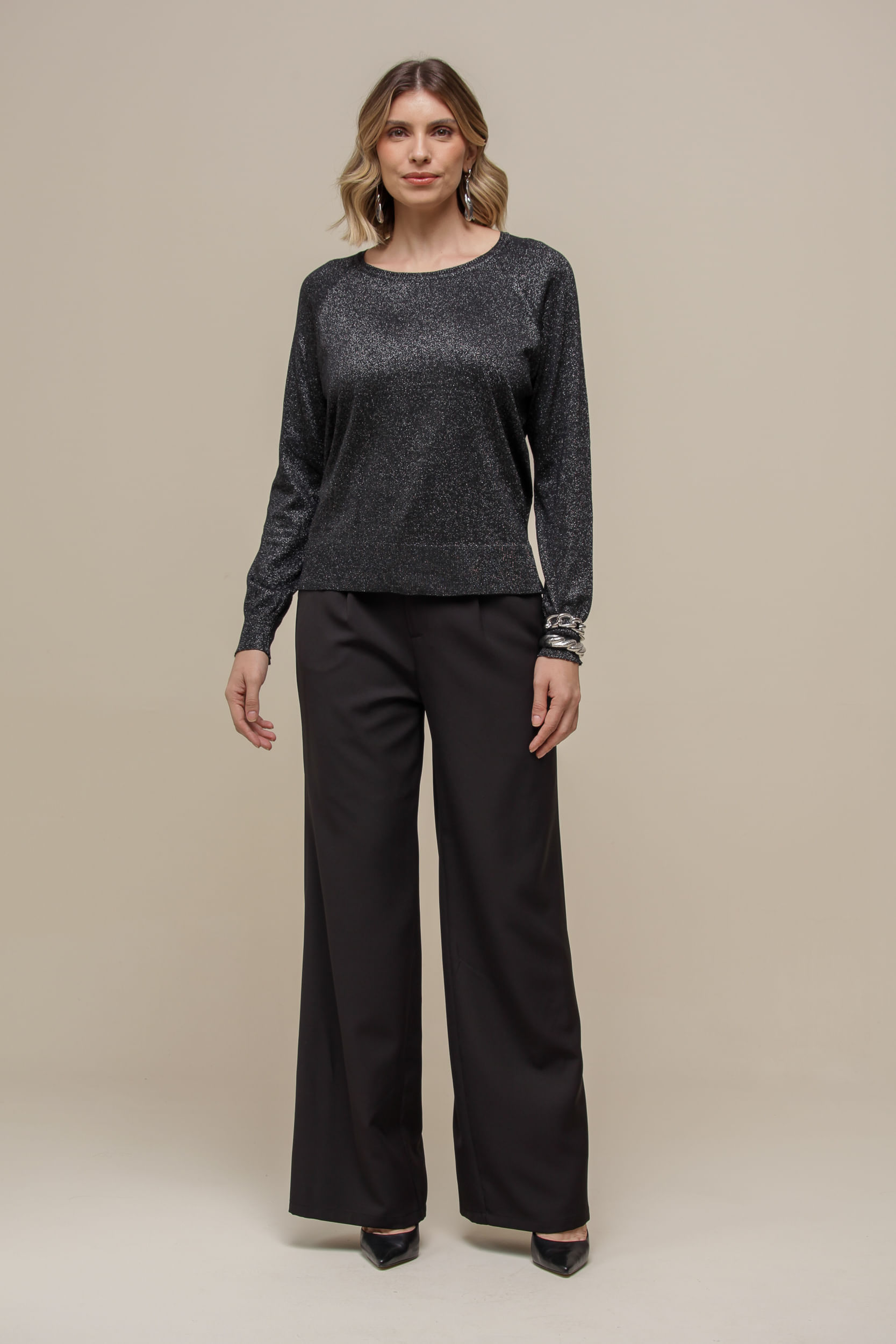 9036572- Blusa Tricô Amplo Fio Metalizado PRETO 9036572- Blusa Tricô Amplo Fio Metalizado PRETO