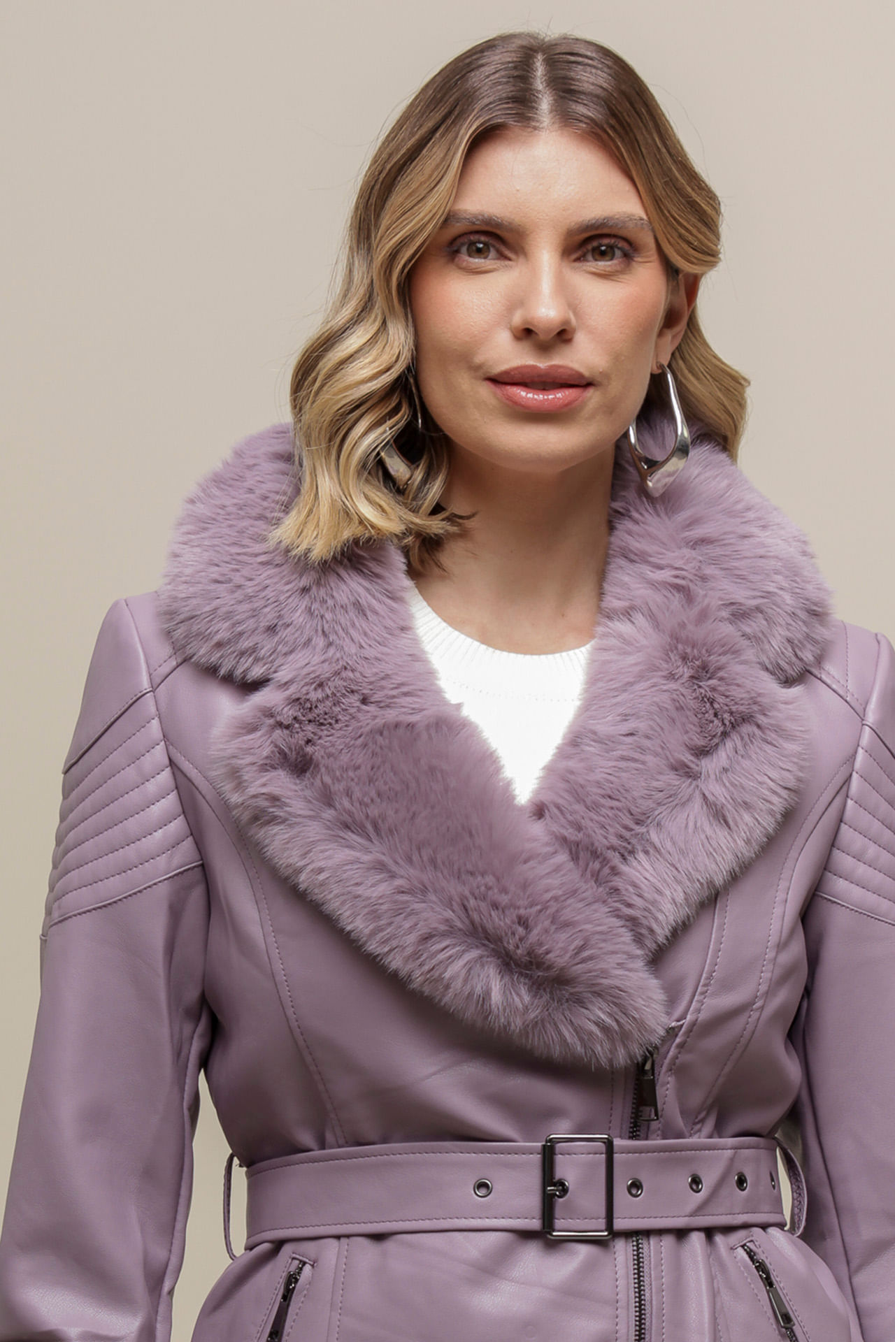 Jaqueta PU Gola Com Pelo LILAS Jaqueta PU Gola Com Pelo LILAS