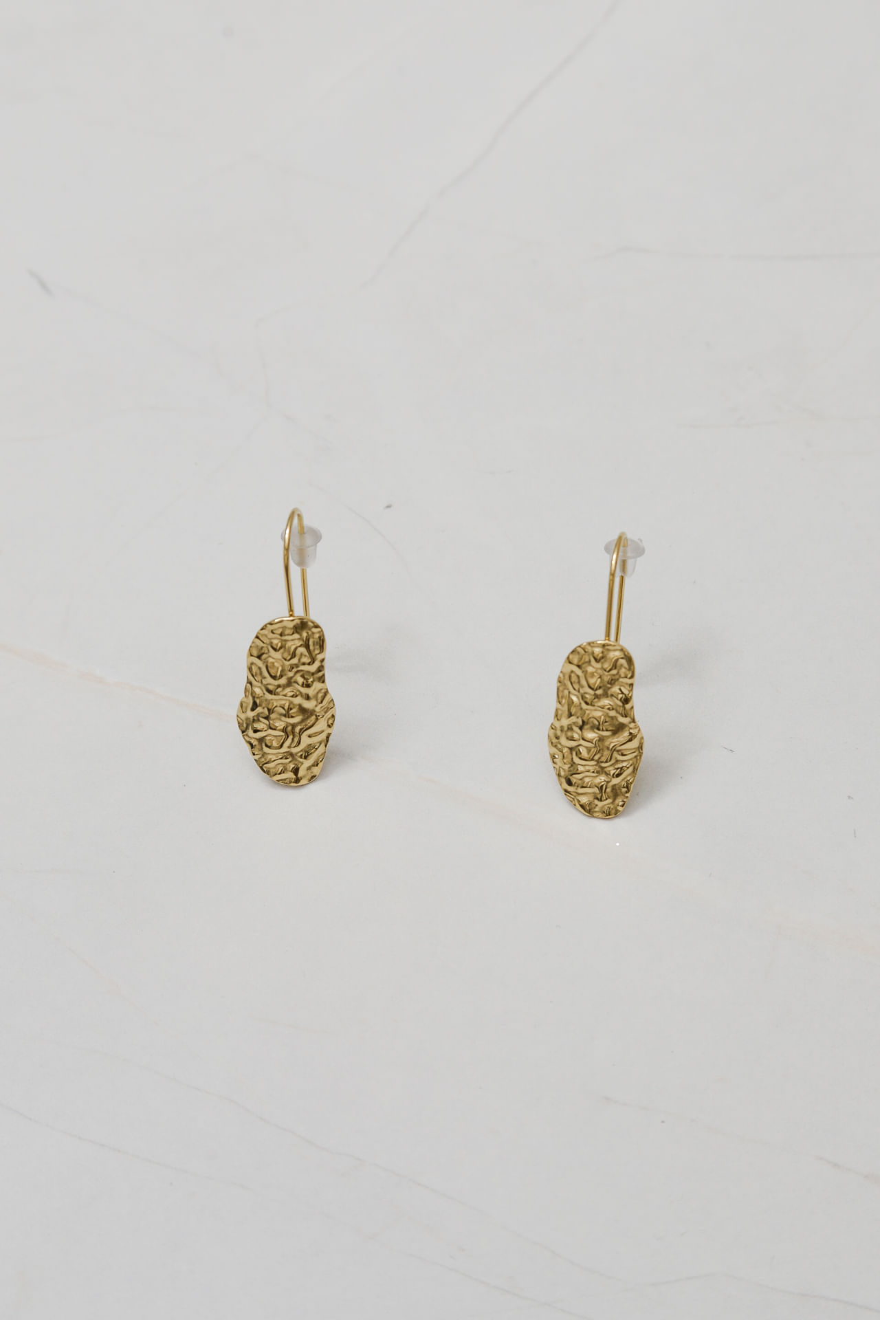 9036654 - Brinco Texturizado Anzol  DOURADO