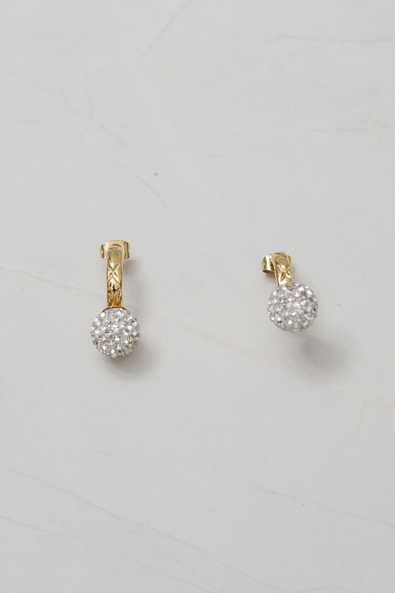 9036665 - Brinco Argola Pingente Brilho  BRANCO