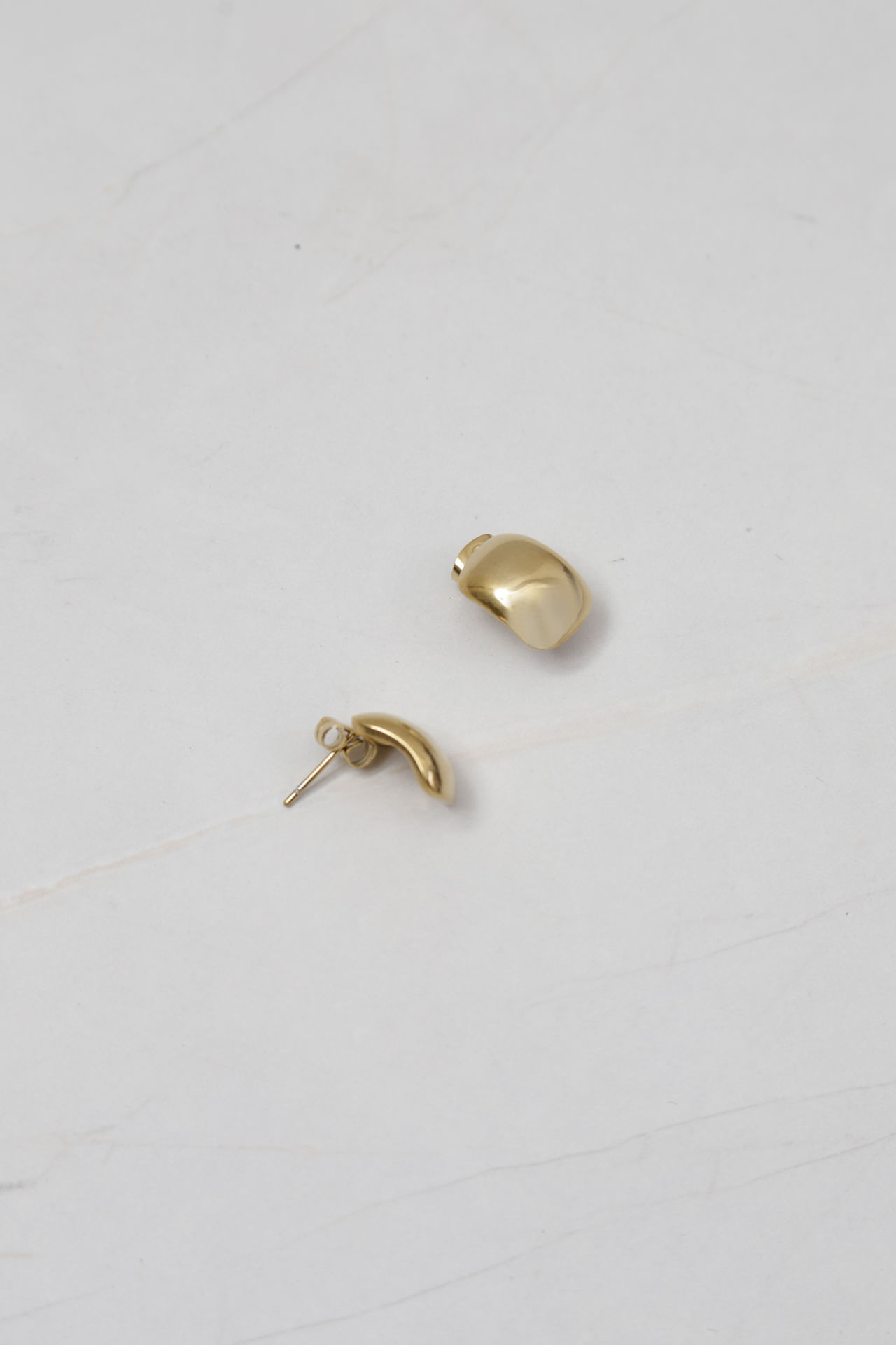 9036672 - Brinco Meia Gota DOURADO 9036672 - Brinco Meia Gota DOURADO
