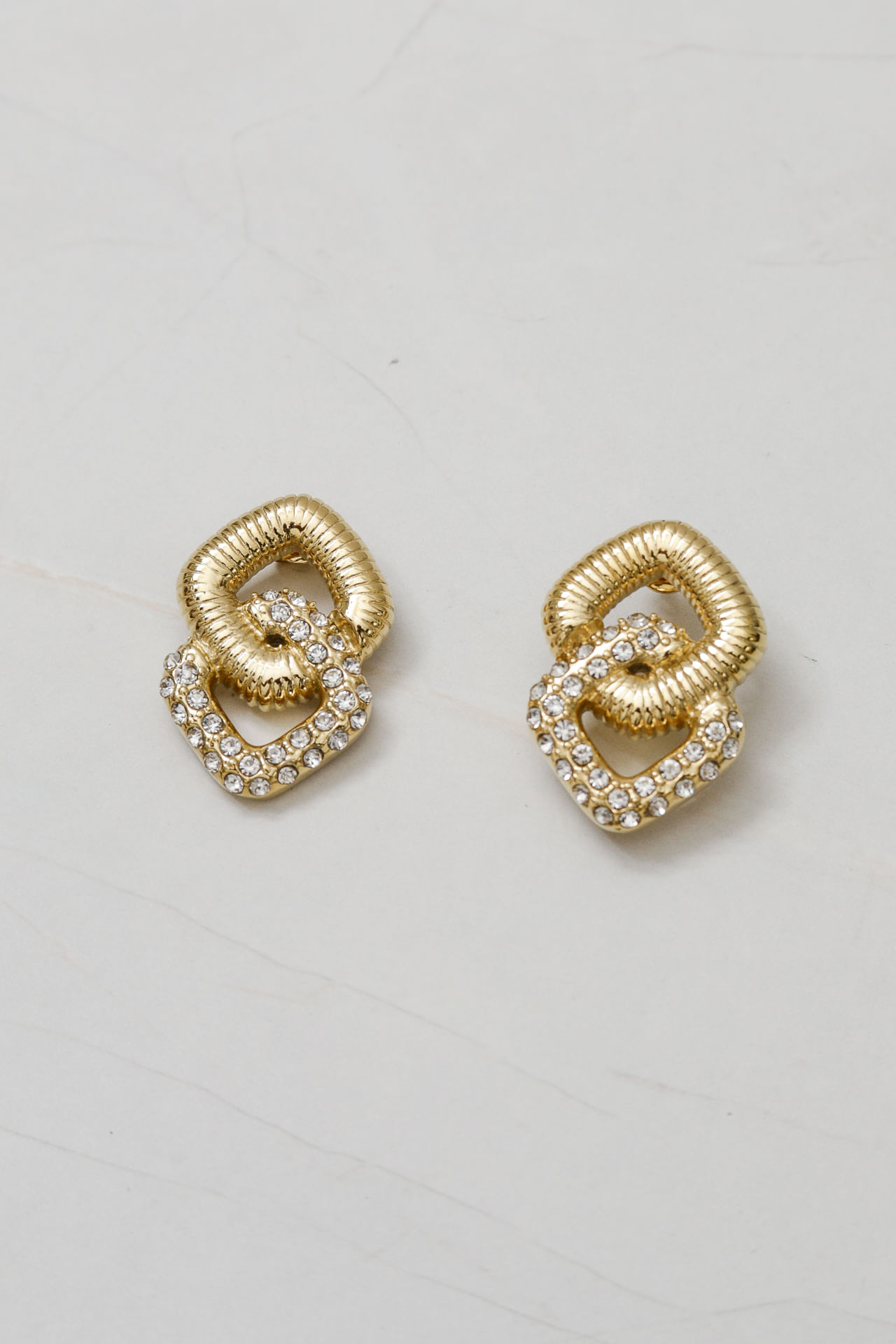9036684 - Brinco Duplo Elo Pedras  DOURADO
