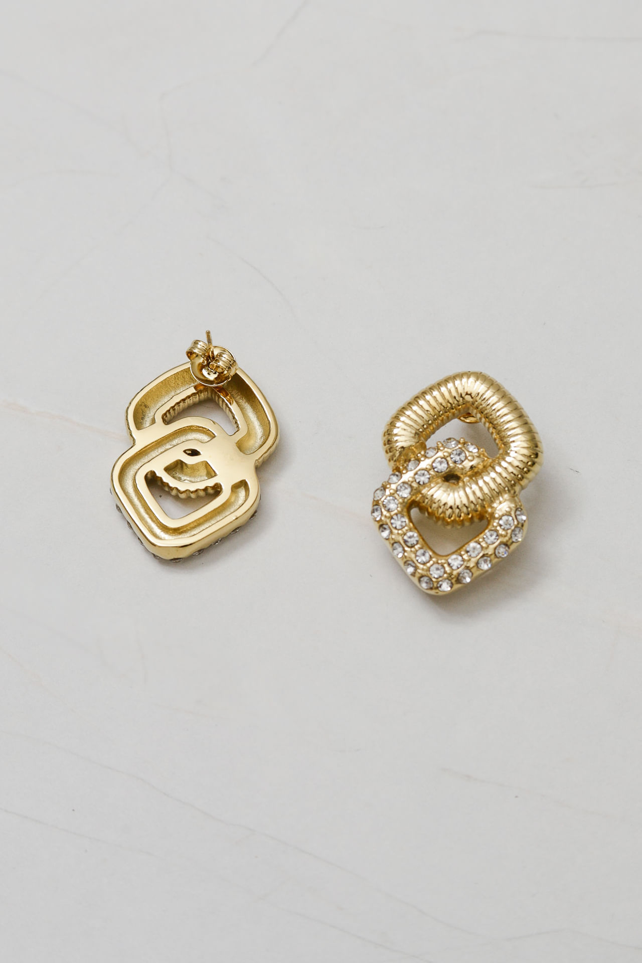 9036684 - Brinco Duplo Elo Pedras DOURADO 9036684 - Brinco Duplo Elo Pedras DOURADO