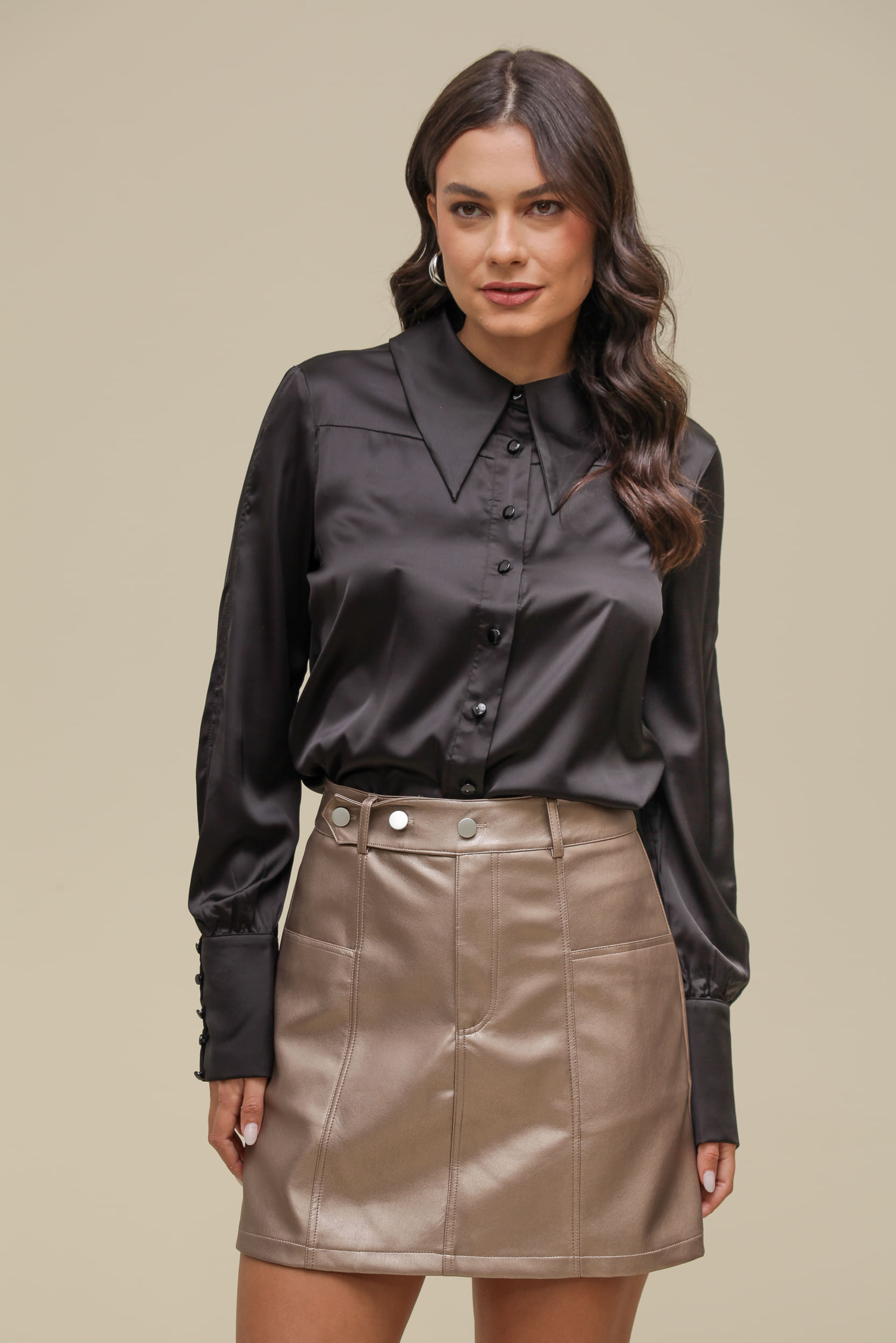 9036567 - Camisa Social Acetinada com Botões PRETO